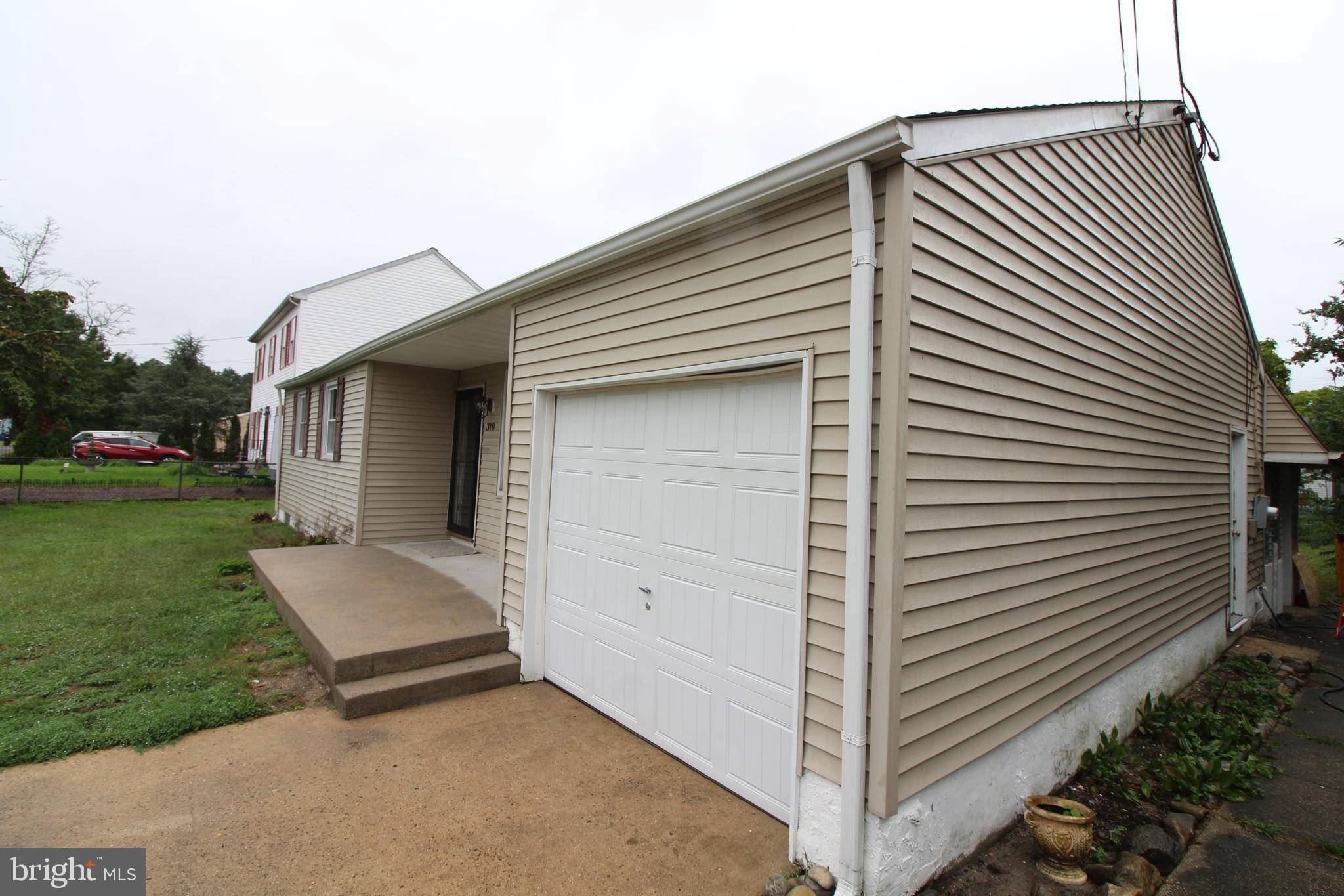 Browns Mills, NJ 08015,310 PIUTE TRL