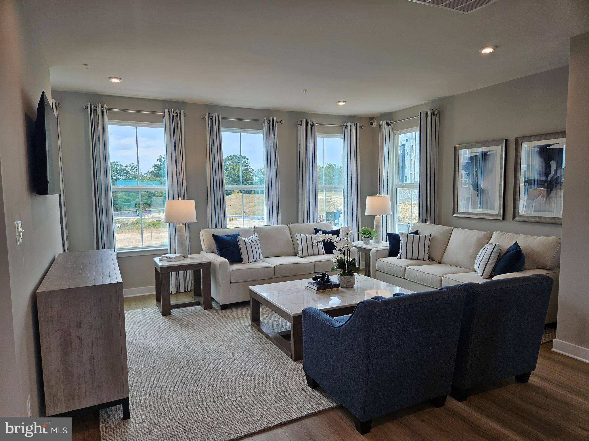 Enola, PA 17025,64 RAIL YARD DR