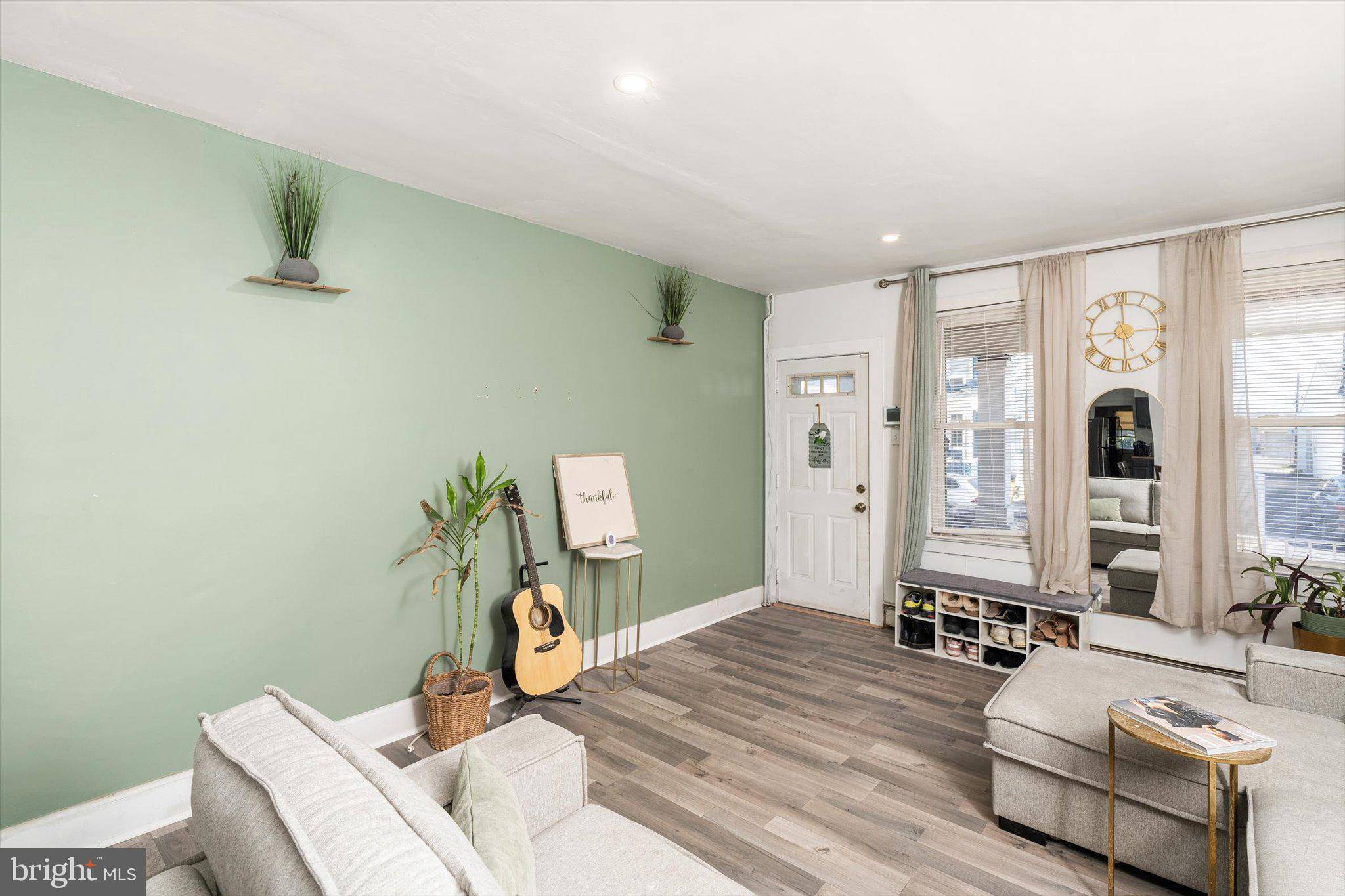 Ewing, NJ 08638,21 STOUT ST