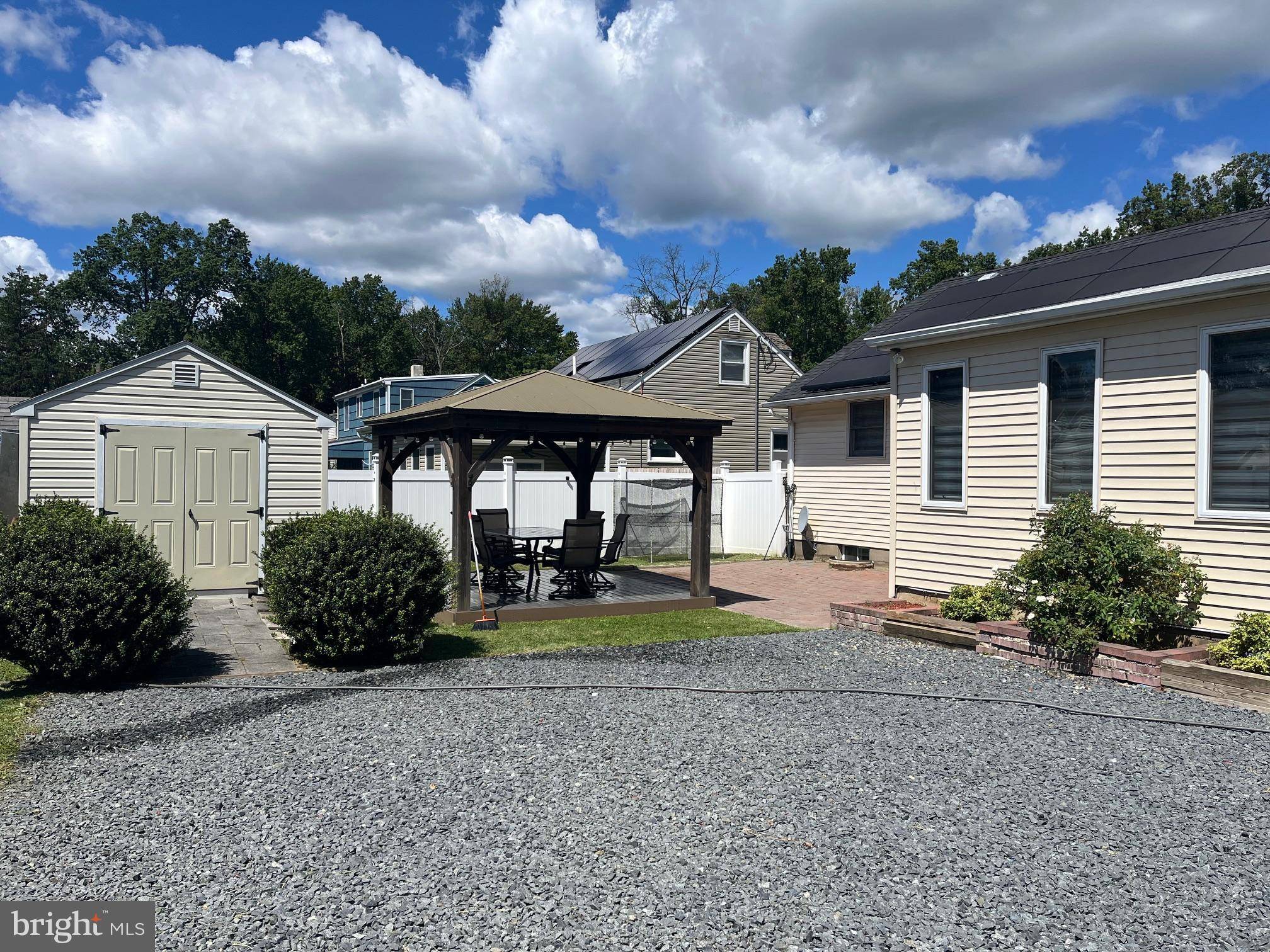 Lawrence Township, NJ 08648,81 BERWYN PL