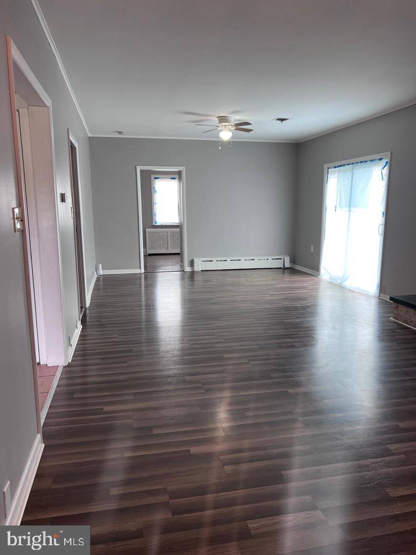 Vineland, NJ 08360,9 HOWARD ST