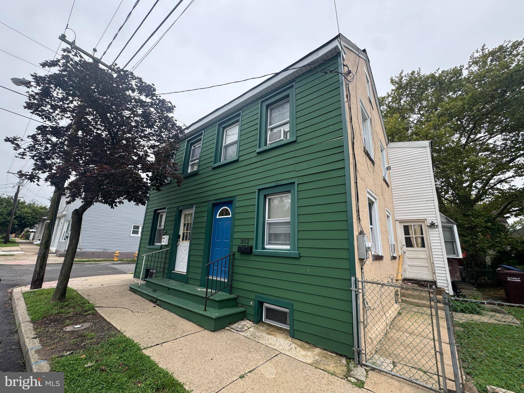 Riverside, NJ 08075,300-302 MADISON ST