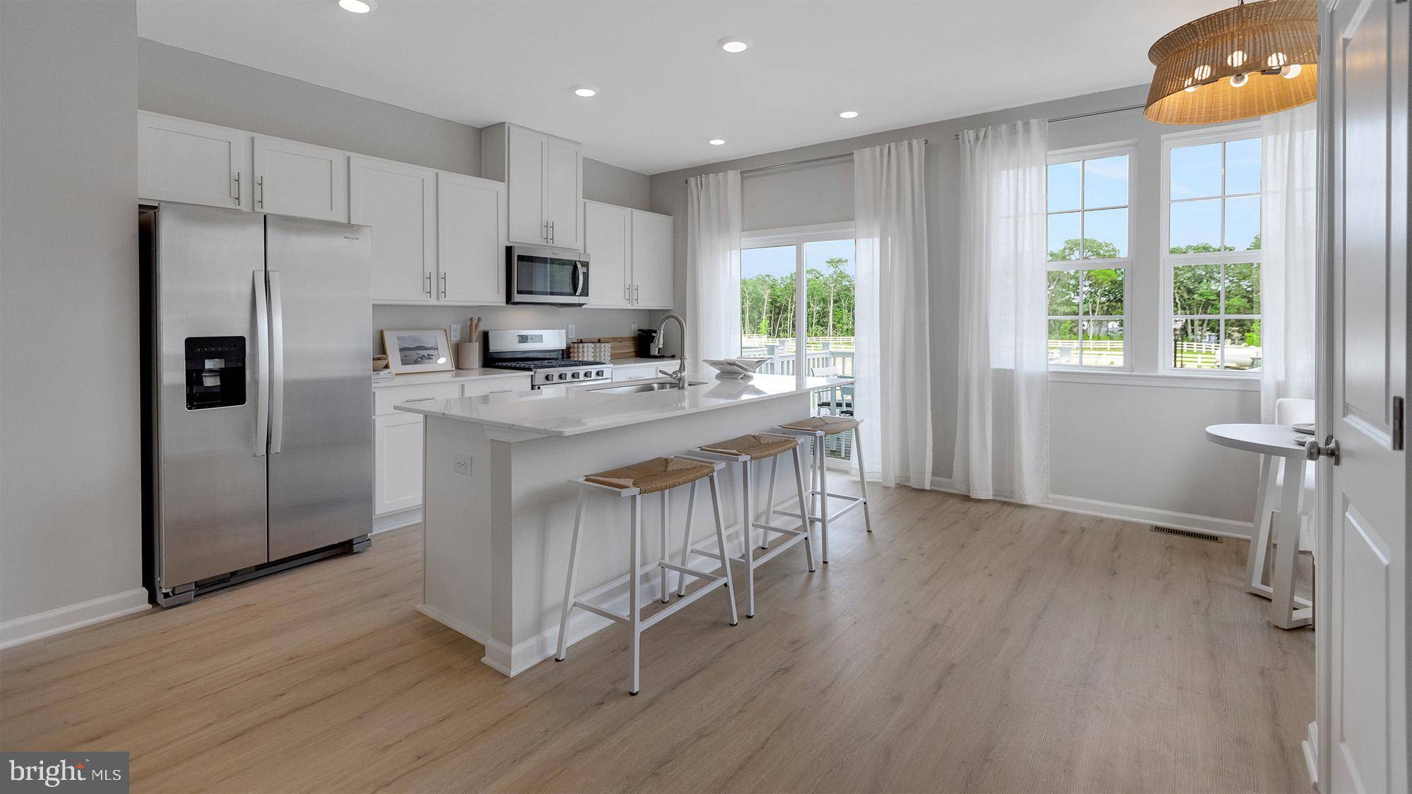 Waretown, NJ 08758,40 BAYBREEZE DR