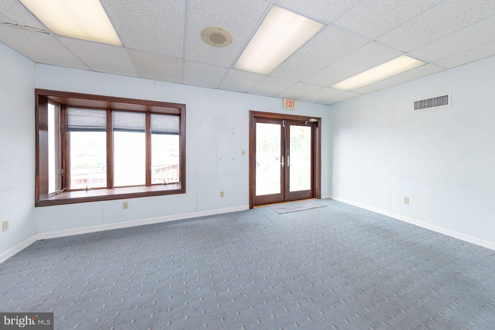 Vineland, NJ 08360,1160 E LANDIS AVE