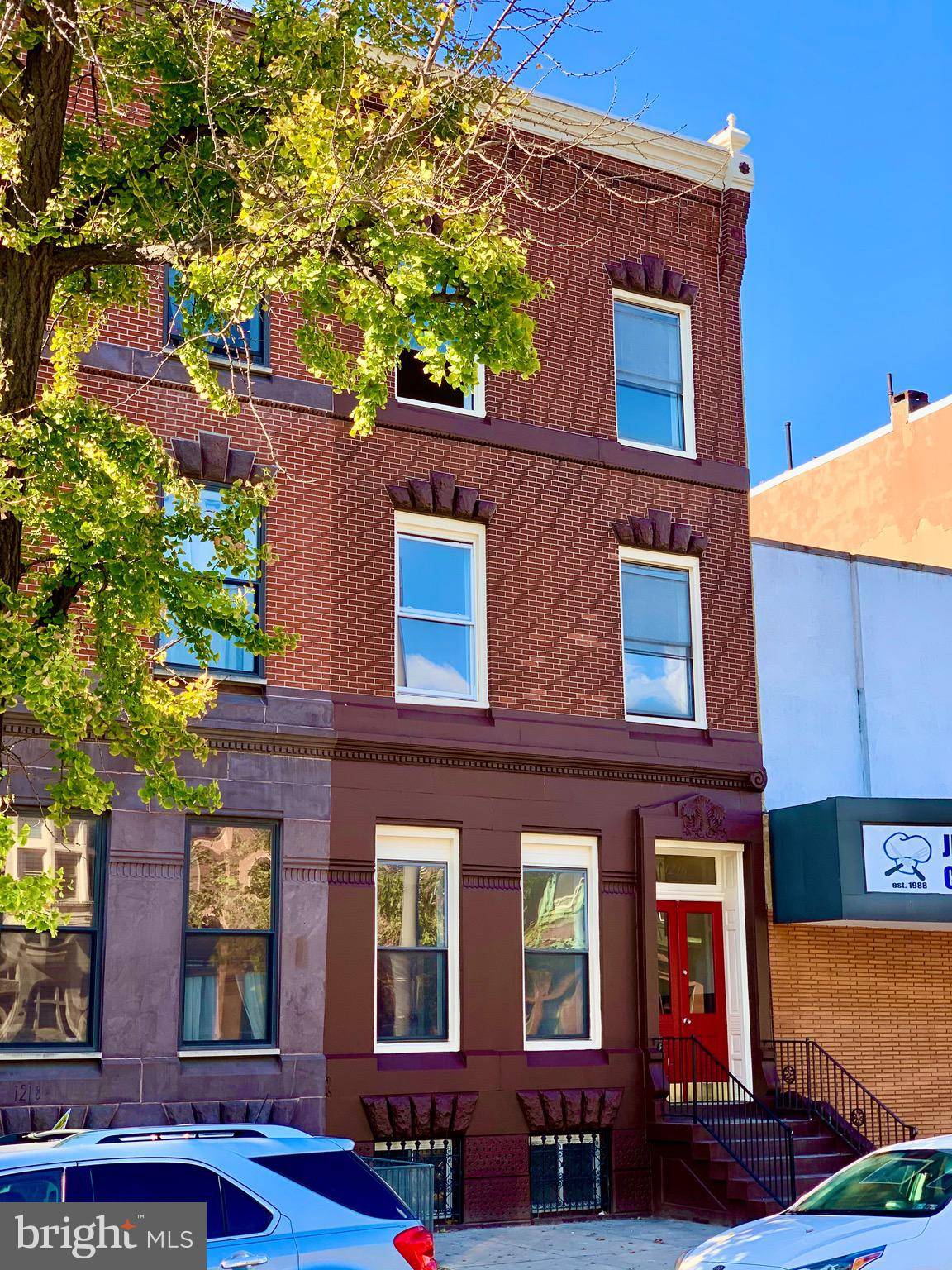 Philadelphia, PA 19146,1216 S BROAD ST #UNIT 2R
