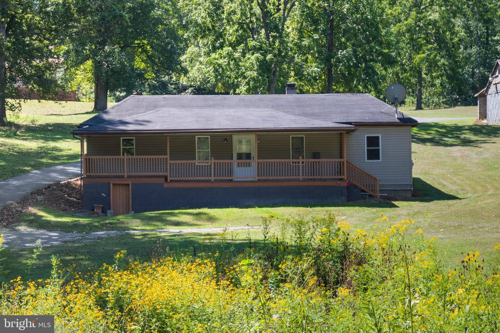 Hancock, MD 21750,12528 SEAVOLT RD