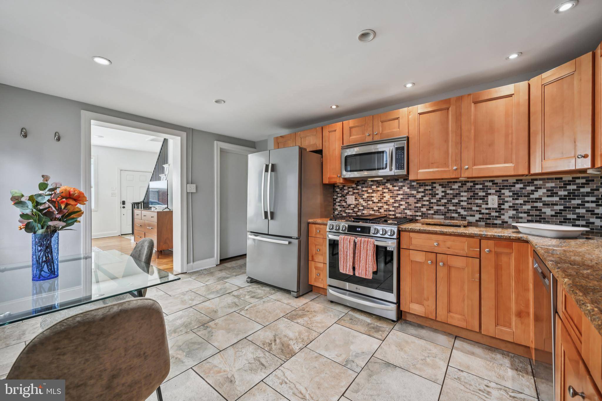 Philadelphia, PA 19123,936 NEW MARKET ST