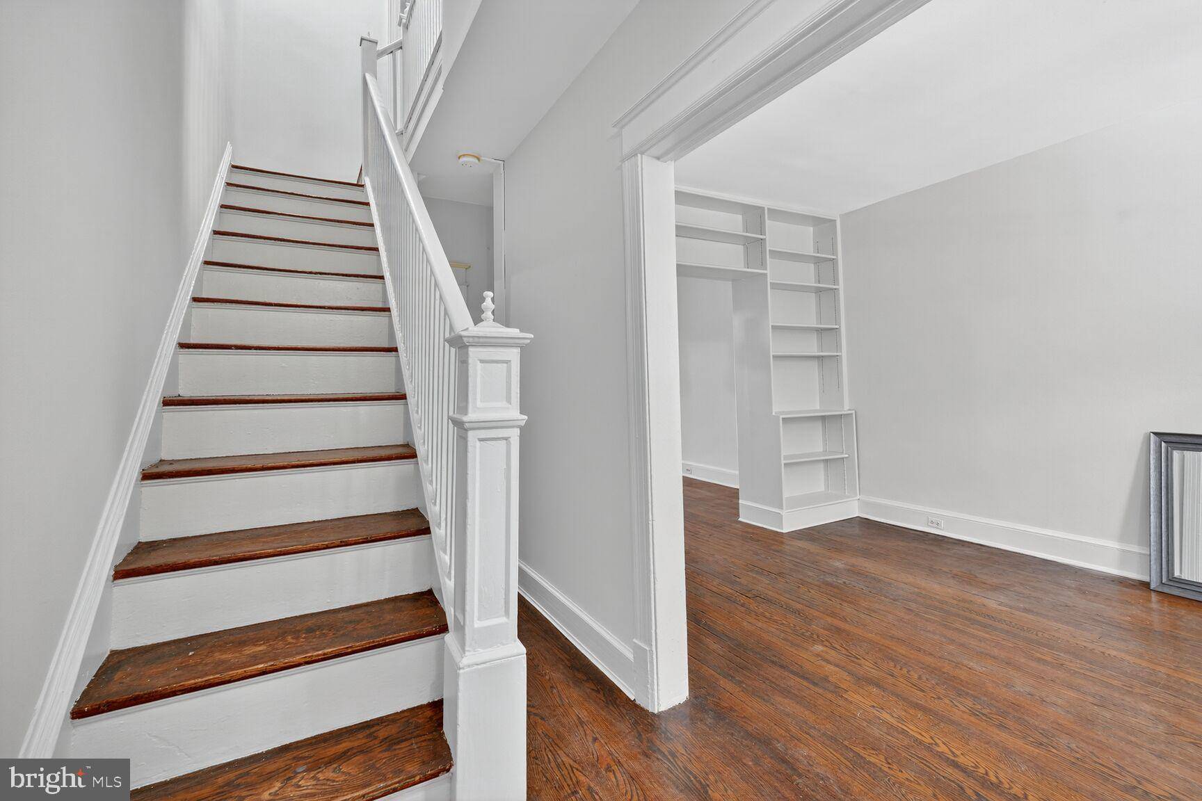 Washington, DC 20003,438 16TH ST SE