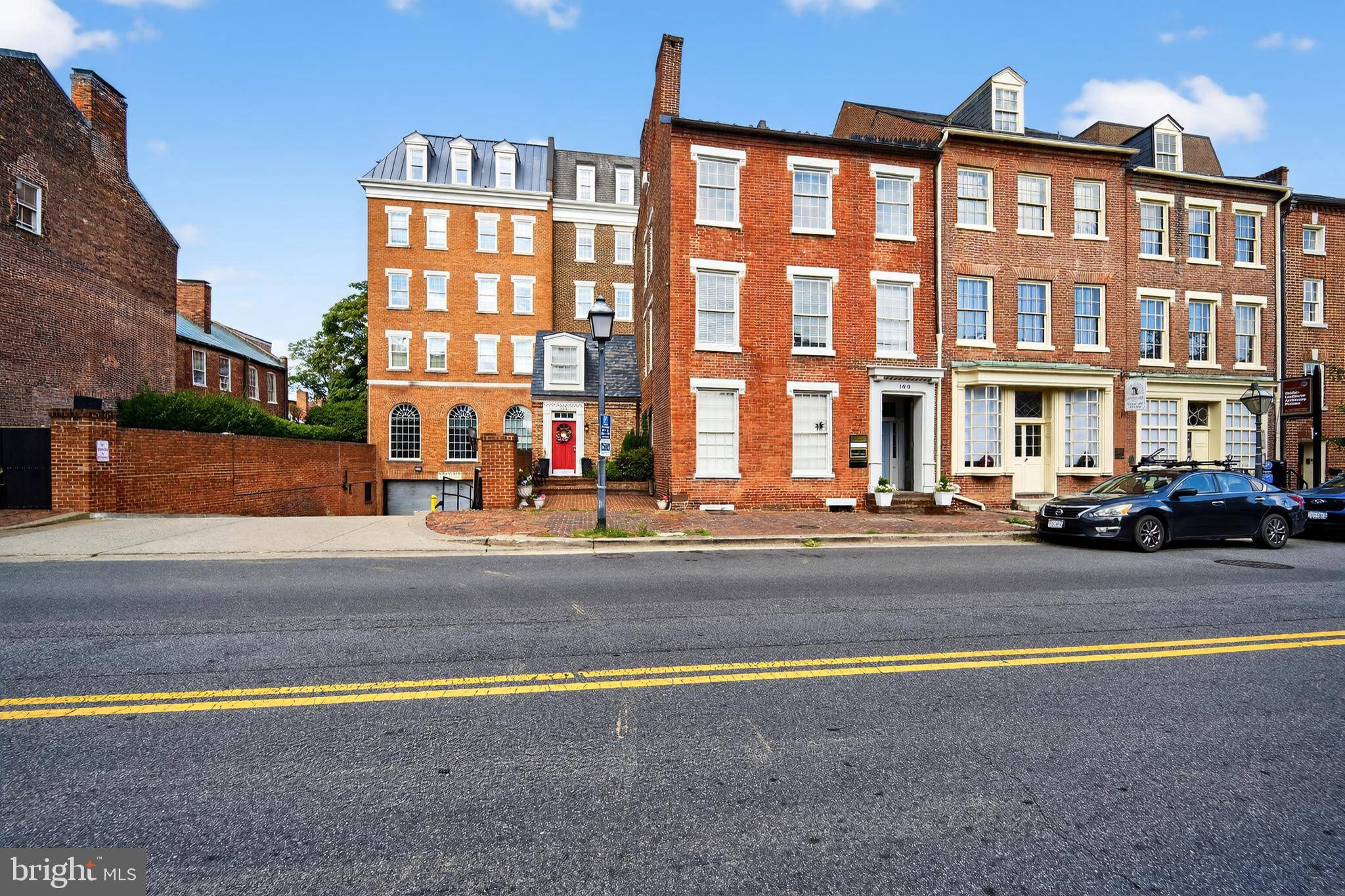 Alexandria, VA 22314,109 S FAIRFAX ST