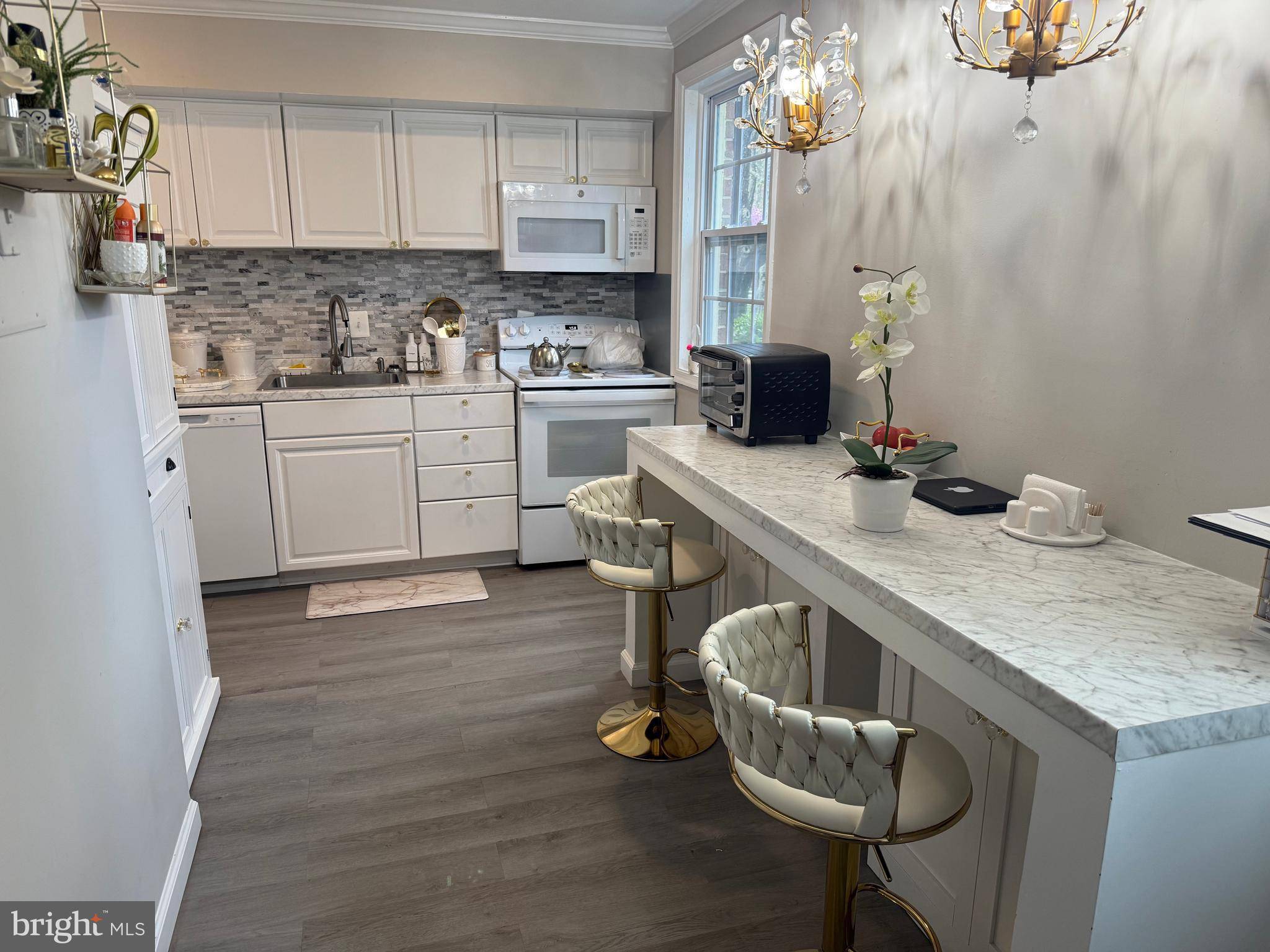 Rockville, MD 20850,800 AZALEA DR #16