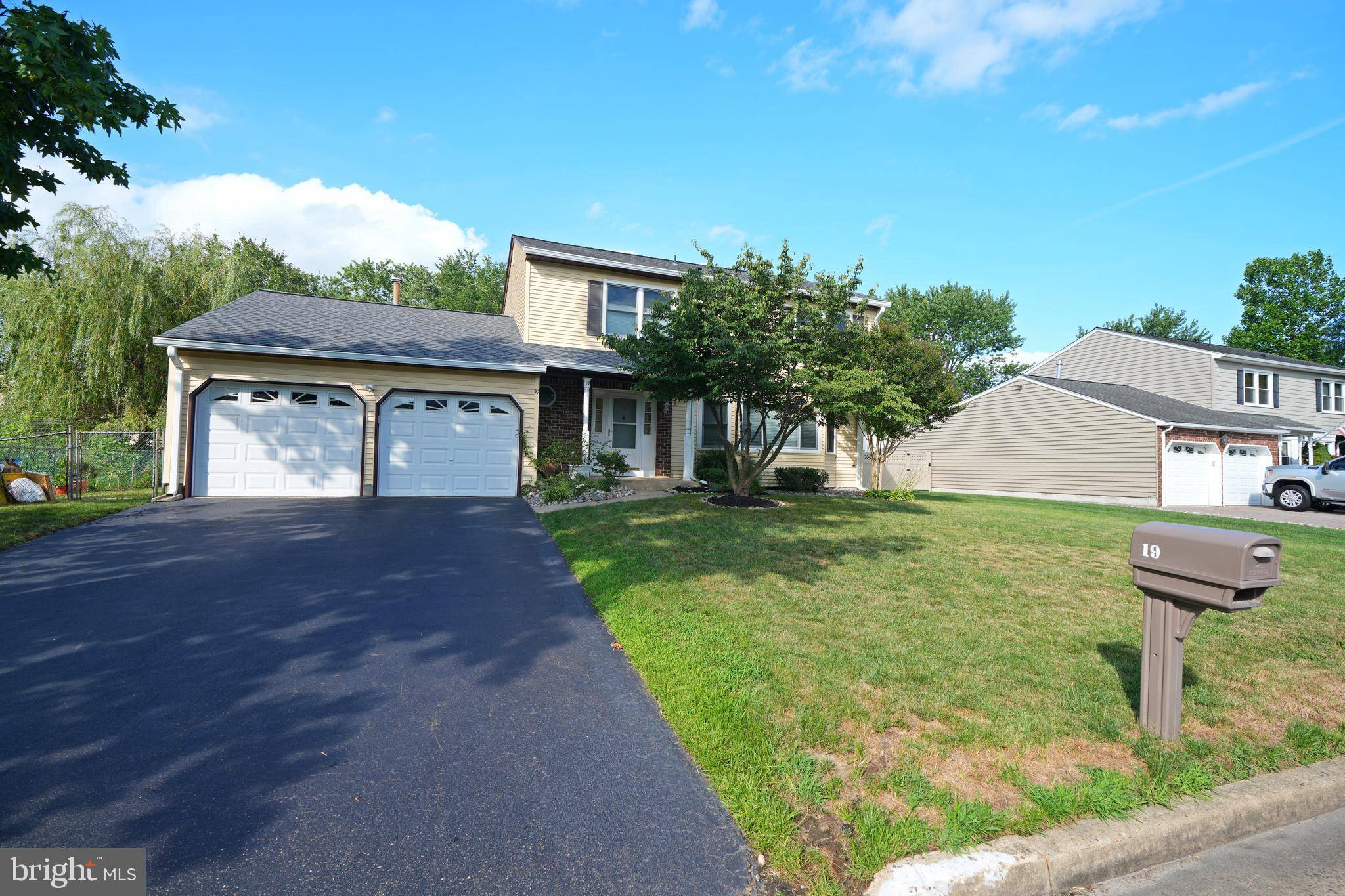 Dayton, NJ 08810,19 WETHERHILL WAY