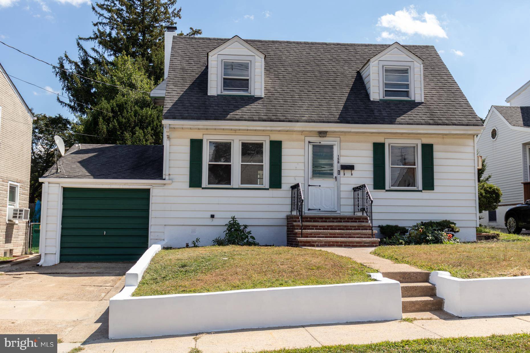 Hamilton, NJ 08610,158 CHURCHILL AVE