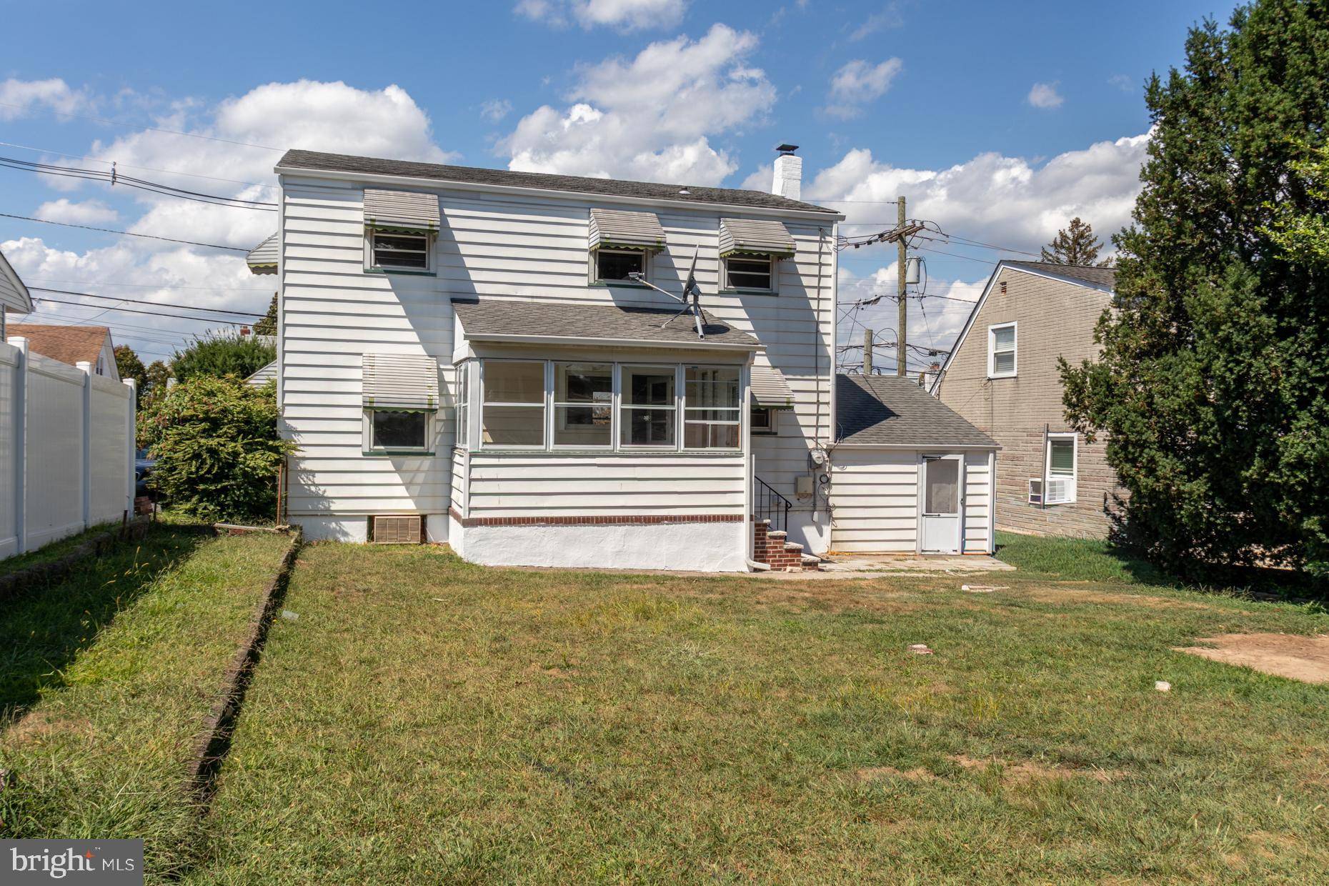 Hamilton, NJ 08610,158 CHURCHILL AVE