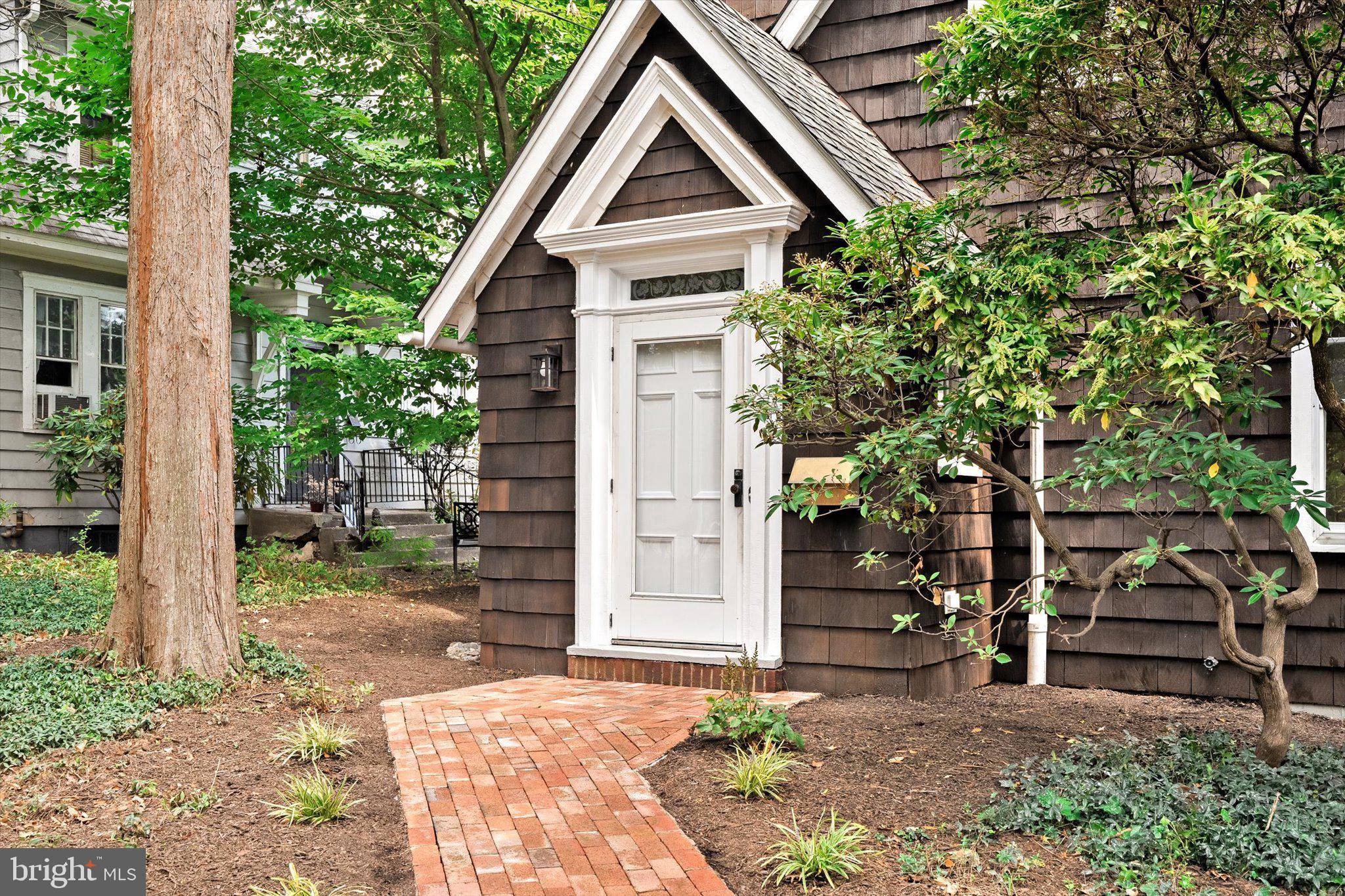 Ewing, NJ 08638,2148 PENNINGTON RD