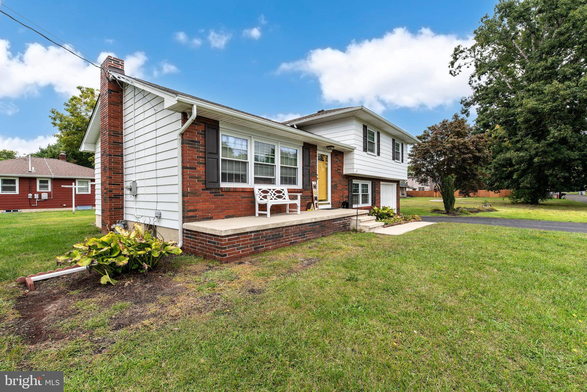 Vineland, NJ 08360,584 OVERBROOK RD