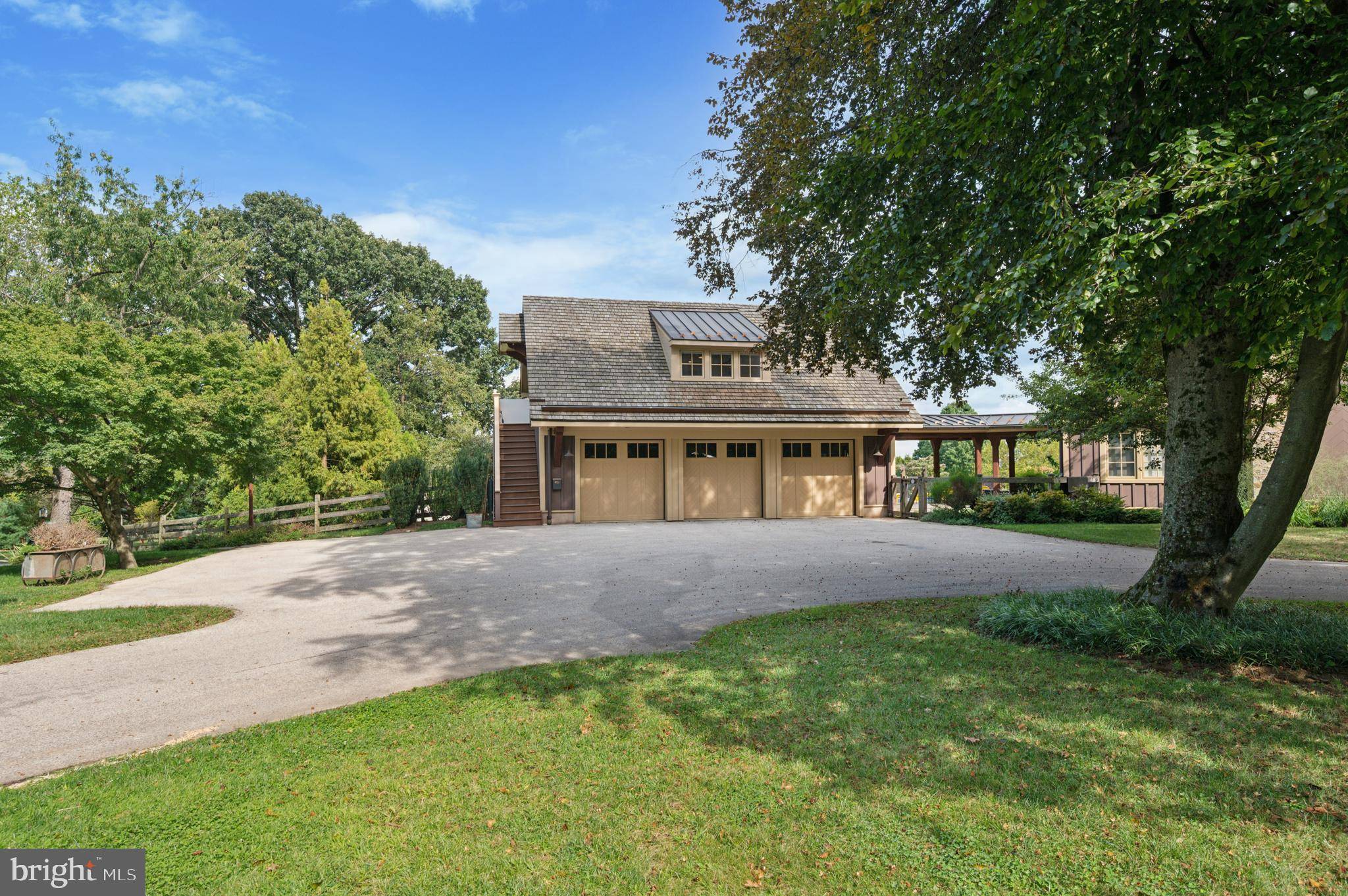 Gladwyne, PA 19035,1125 GINKGO LN #2