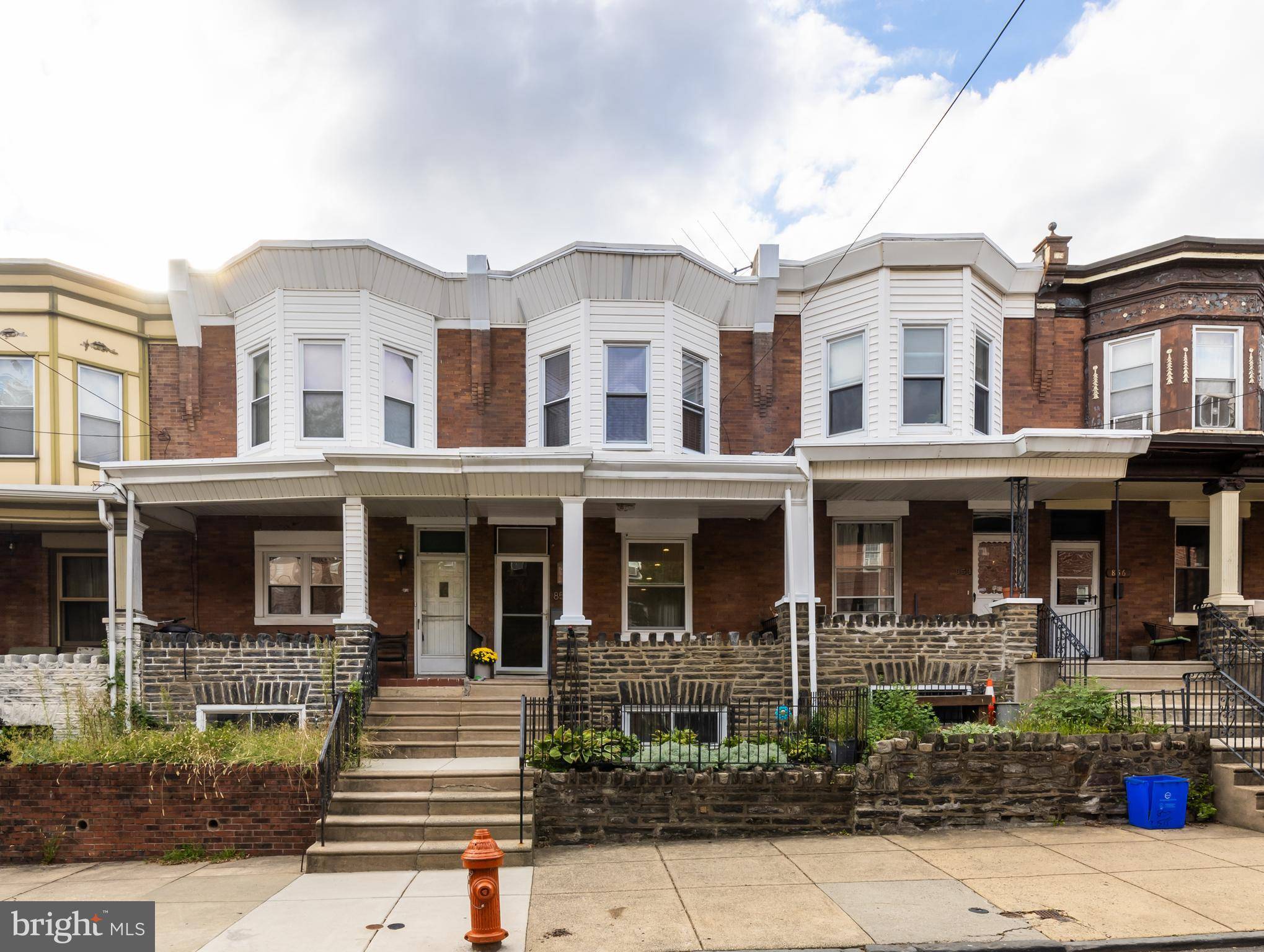 Philadelphia, PA 19130,852 N 27TH ST