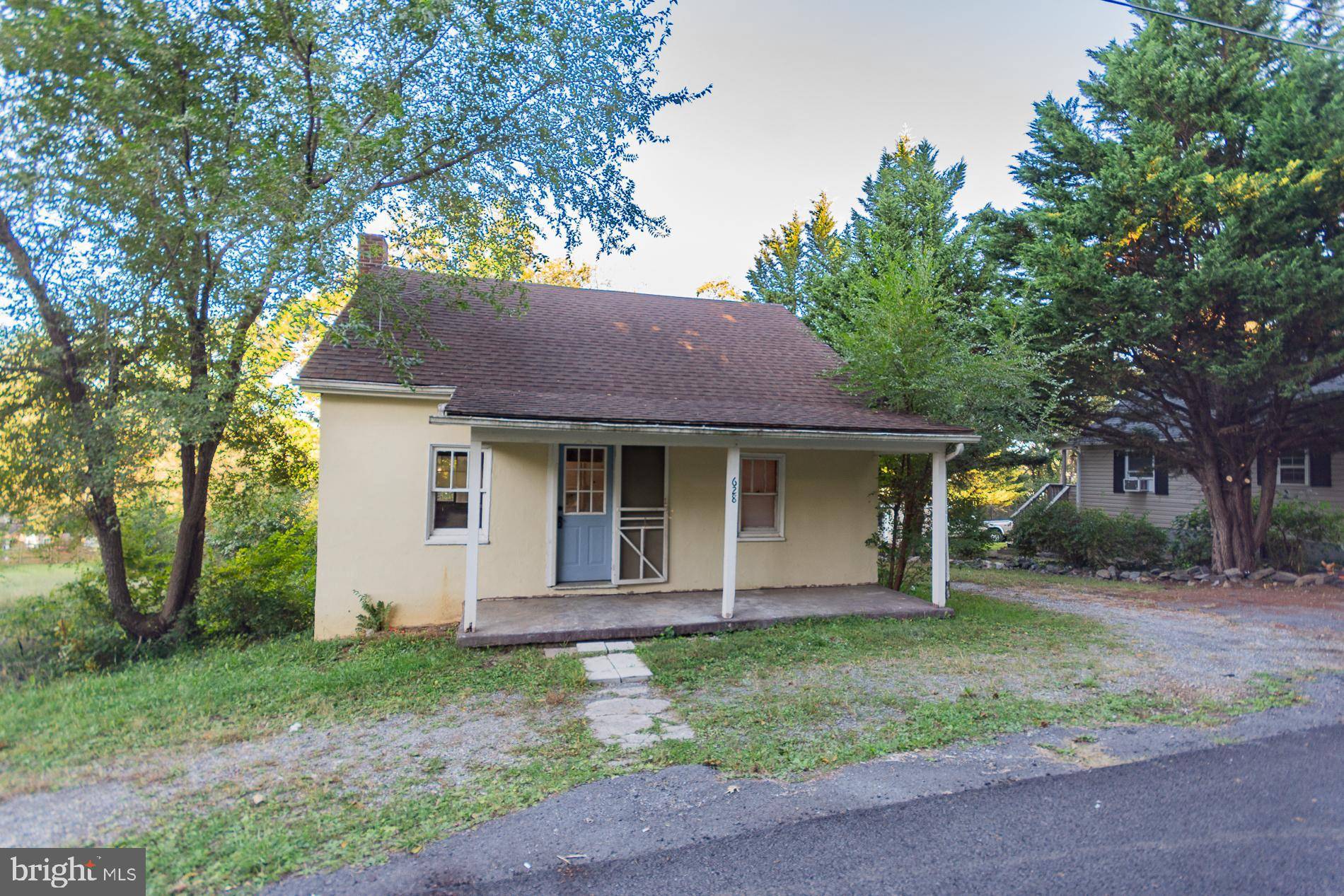 Charles Town, WV 25414,628 BROWNVILLE LN