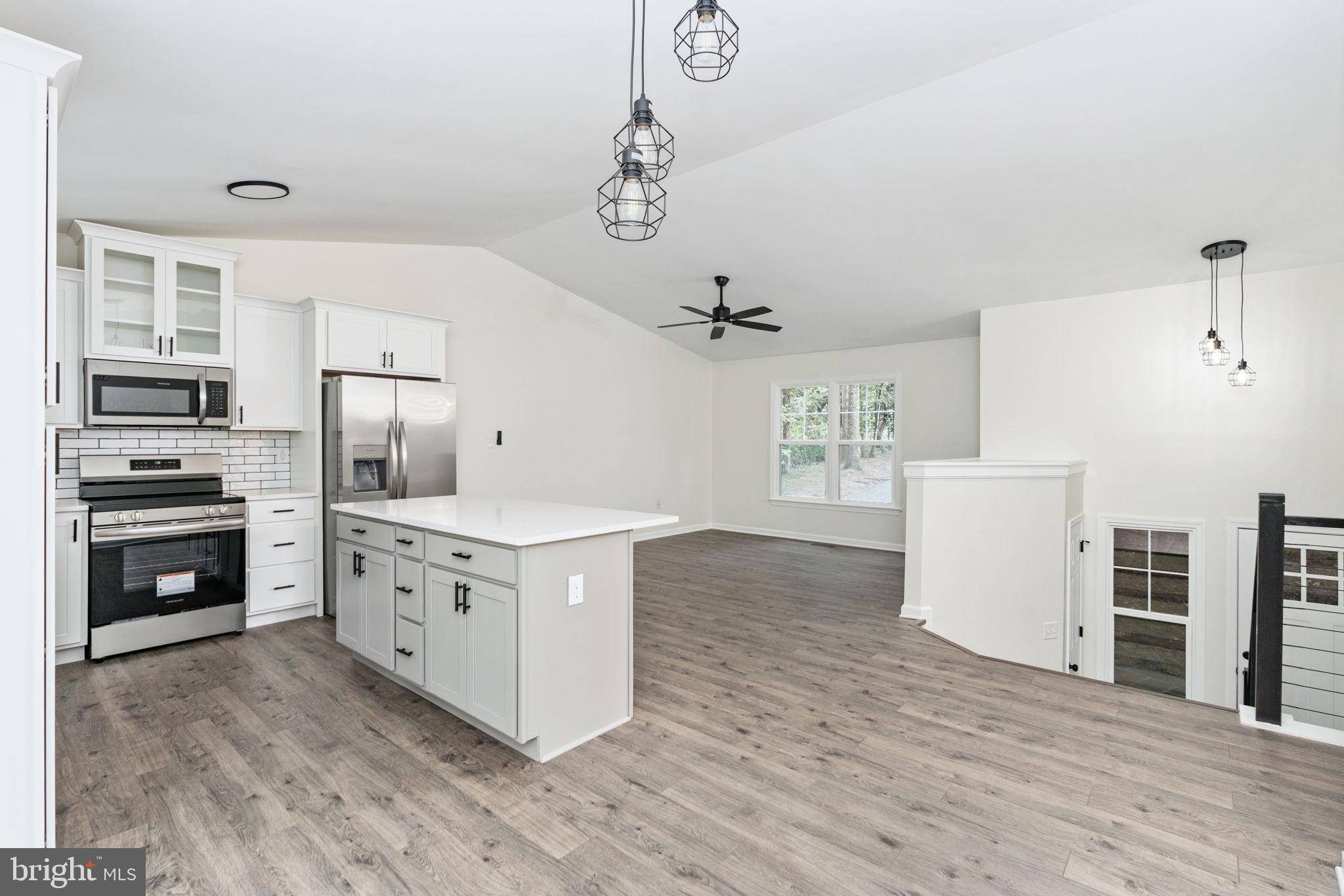 Spotsylvania, VA 22551,12719 PICKETT CT