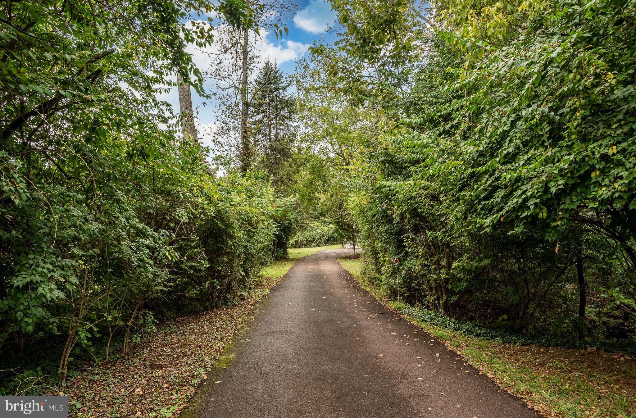 Pottstown, PA 19465,330 SANATOGA RD