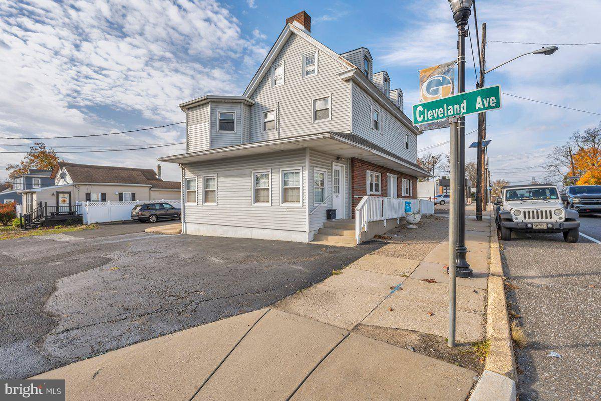 Blackwood, NJ 08012,100 N BLACK HORSE PIKE