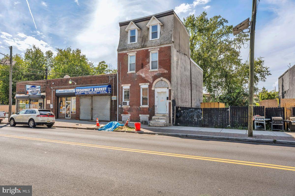 Camden, NJ 08104,1715 S BROADWAY