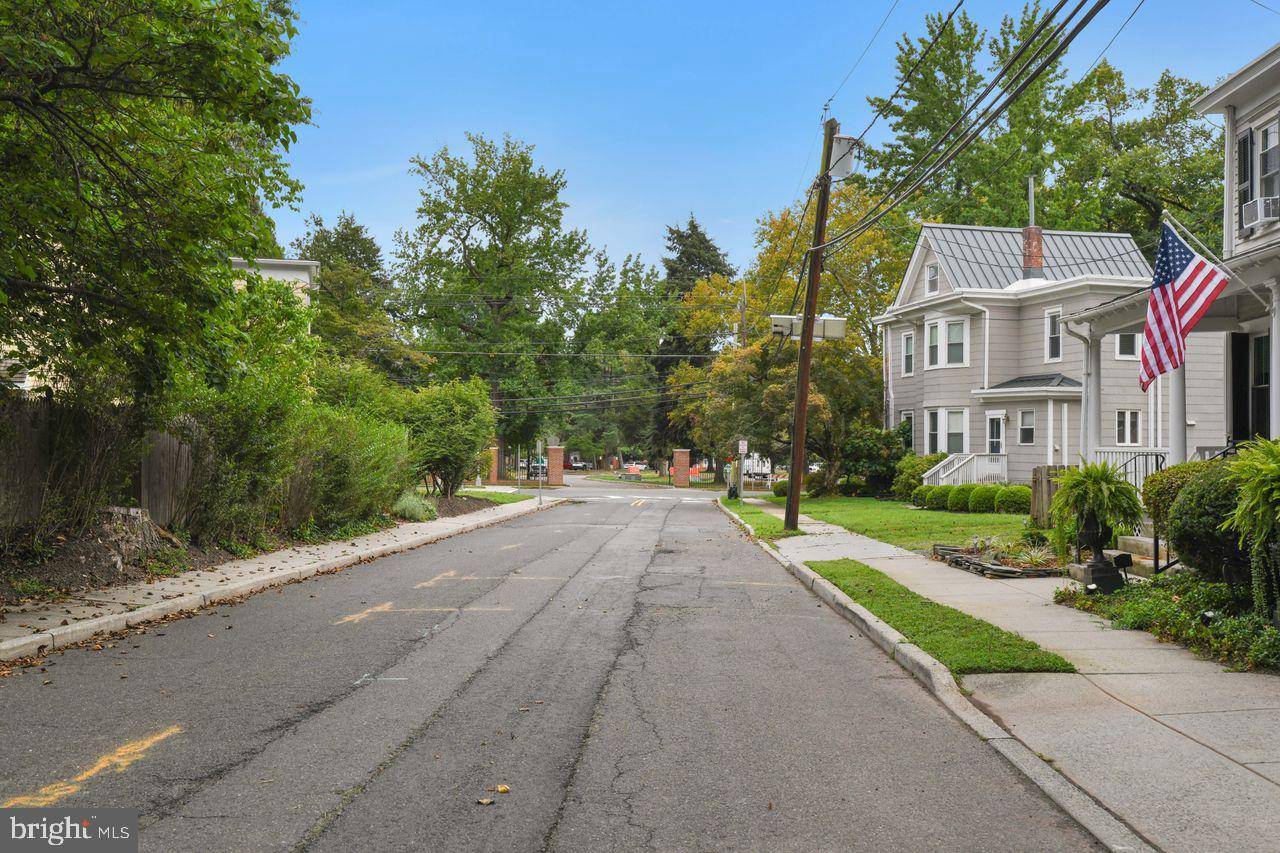 Lawrenceville, NJ 08648,2 TITUS AVE