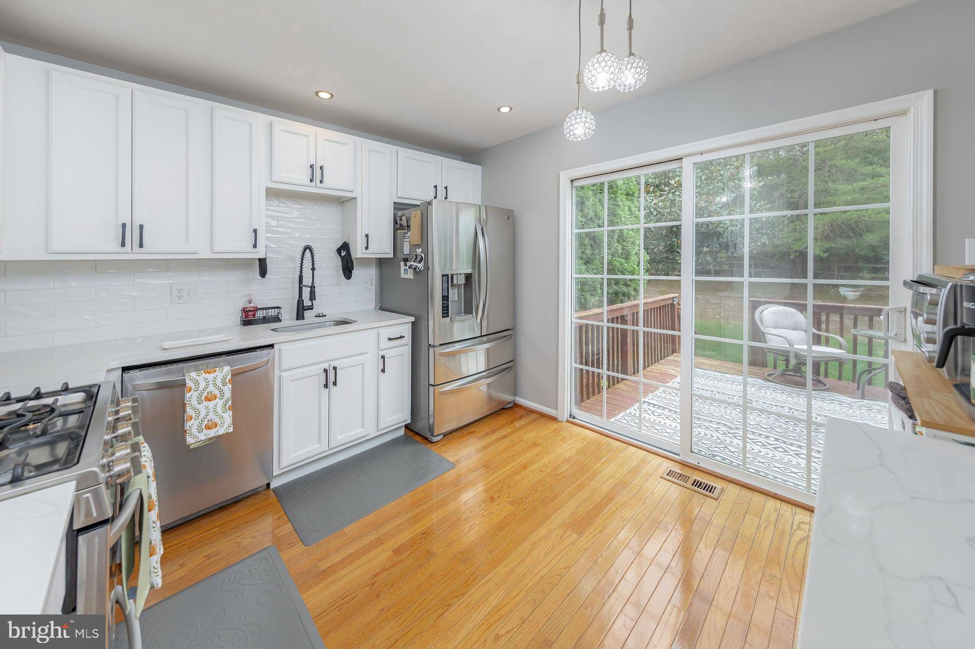 Blackwood, NJ 08012,113 HIDDEN DR