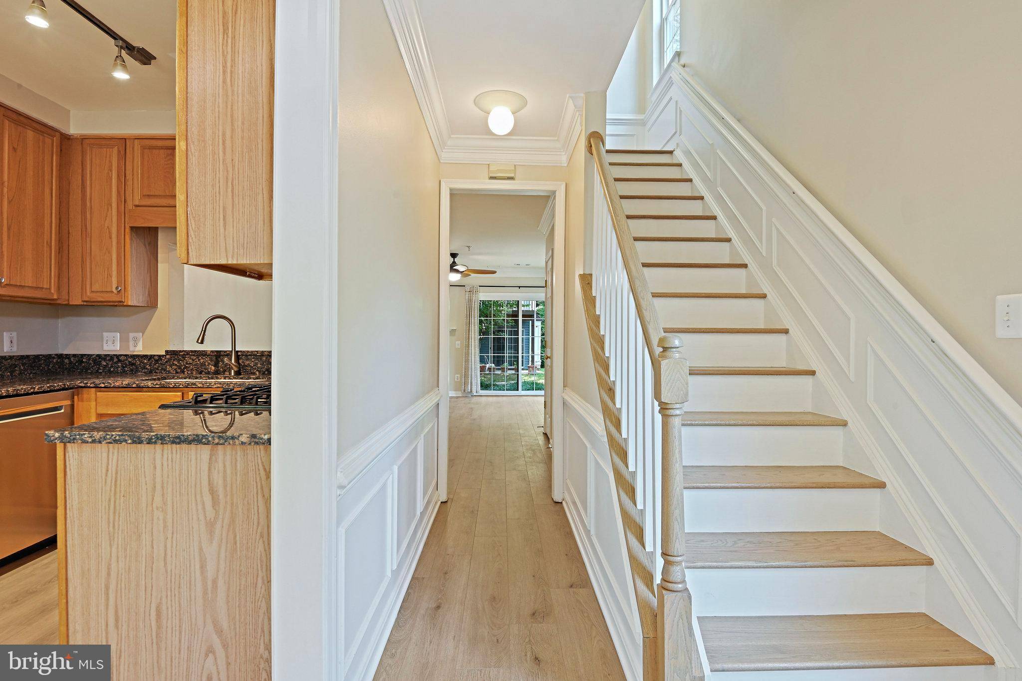 Falls Church, VA 22043,7020 FALLS REACH DR #7020