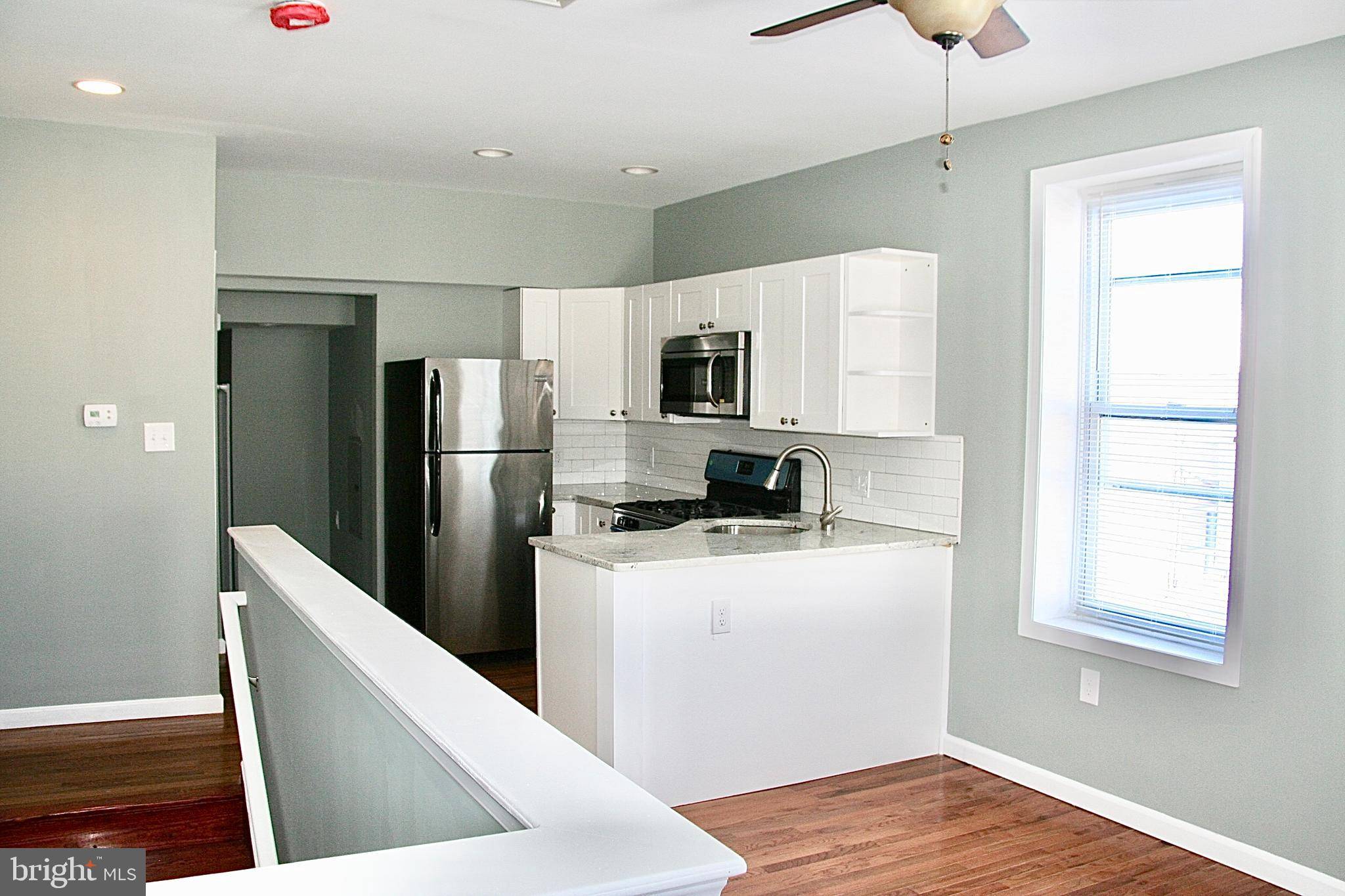 Philadelphia, PA 19127,4327 MAIN ST #3