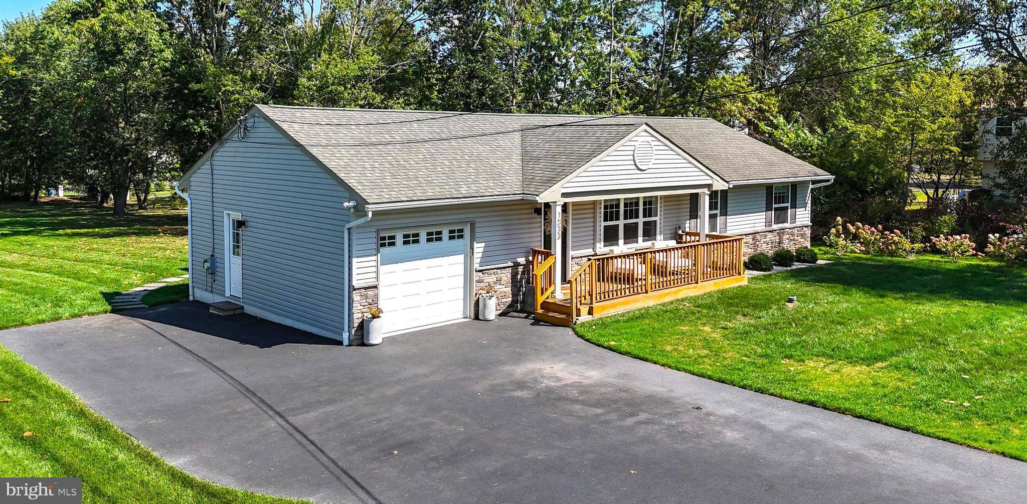 Hatfield, PA 19440,1033 LANDIS LN