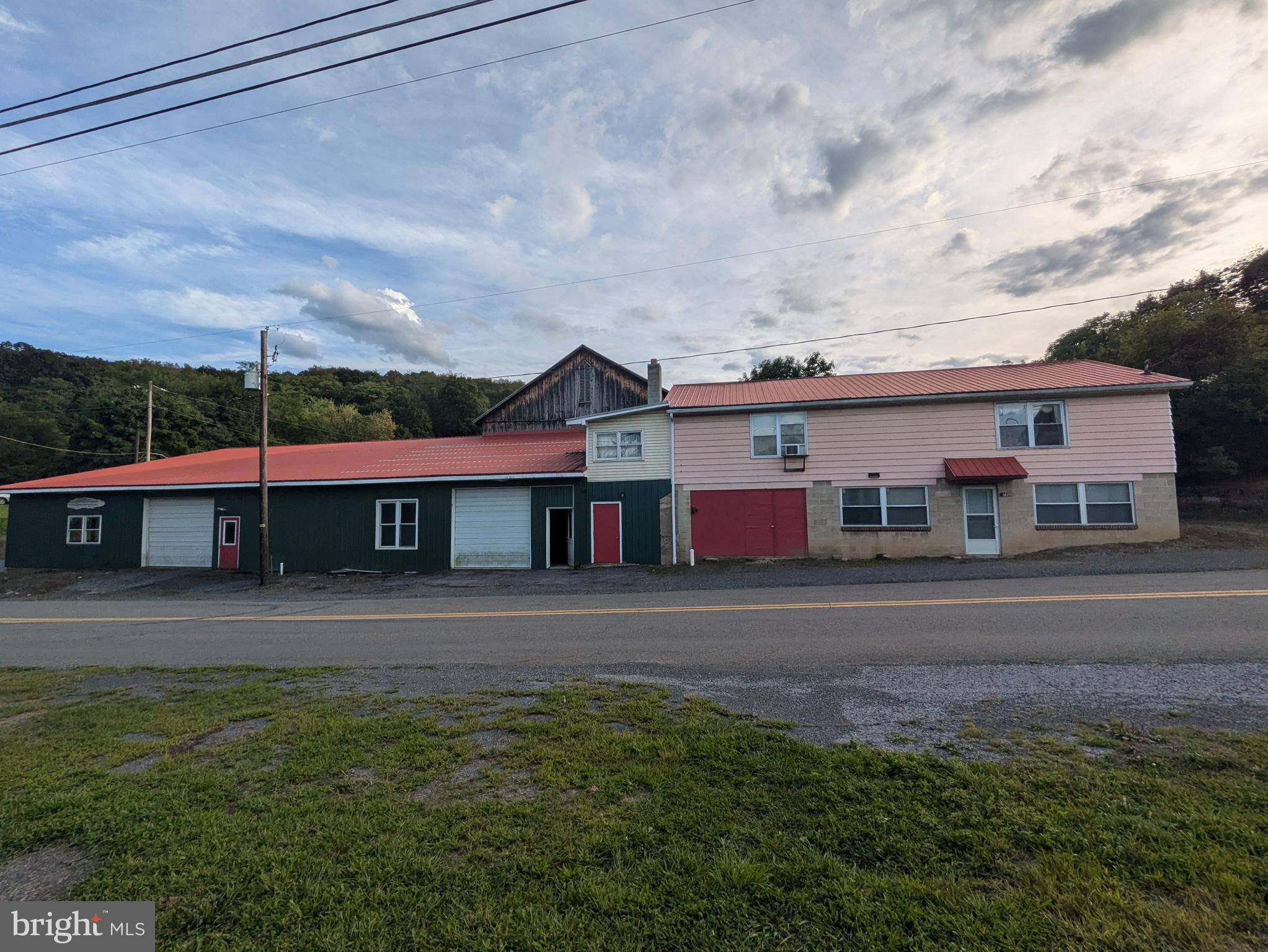 Newport, PA 17074,794 S 4TH ST