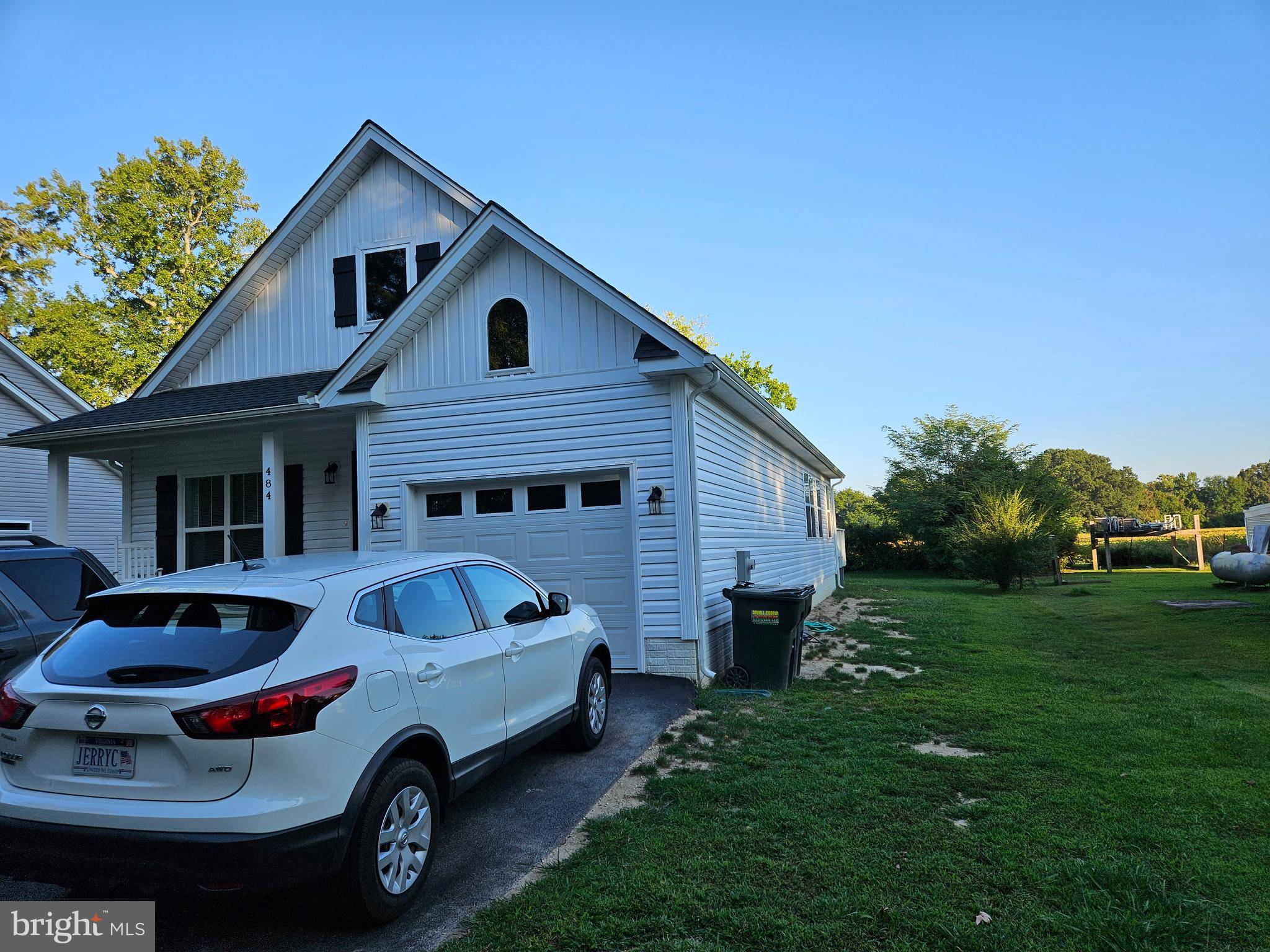 Colonial Beach, VA 22443,484 LATANE DR