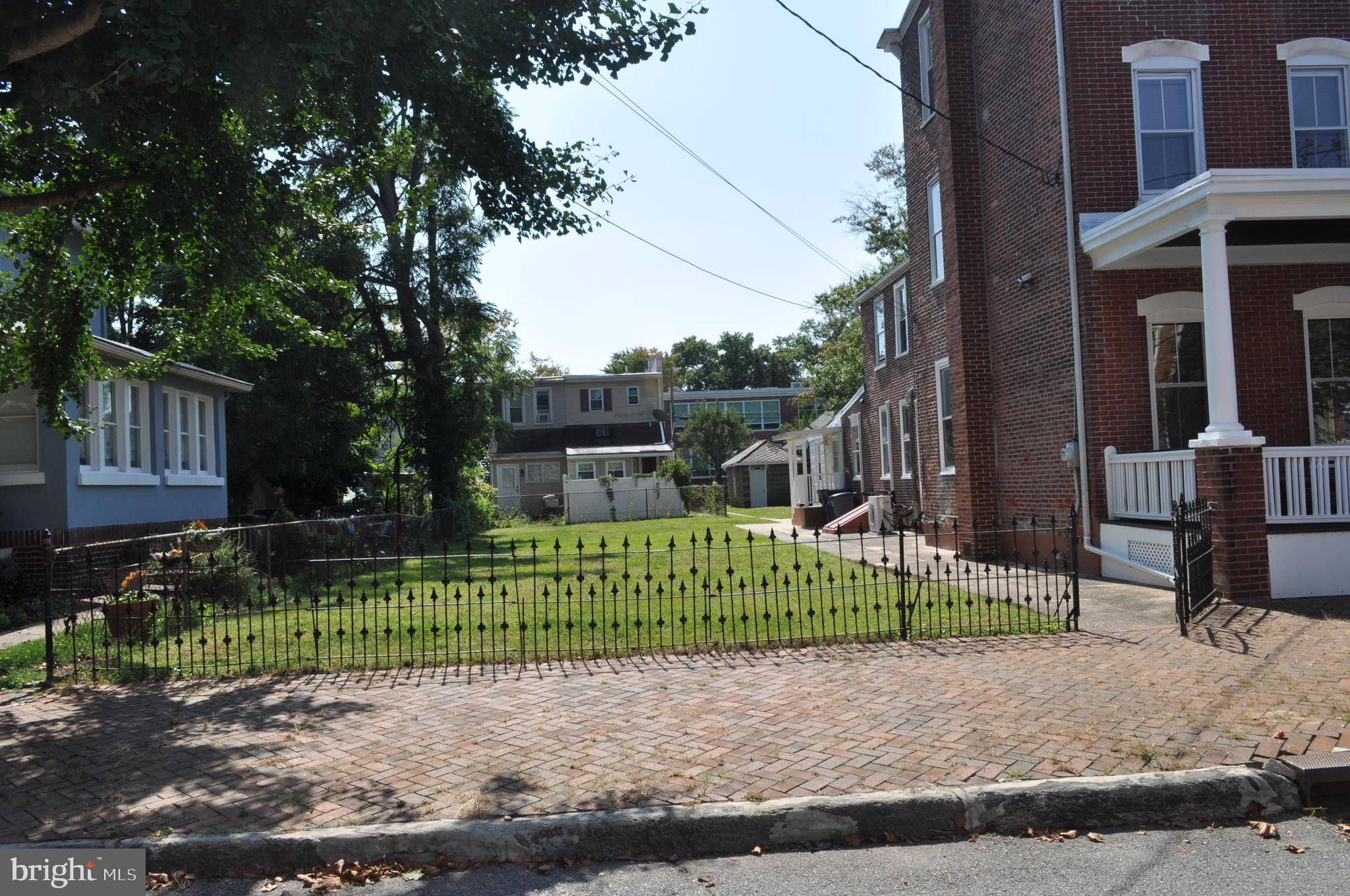 Burlington, NJ 08016,318 E UNION ST