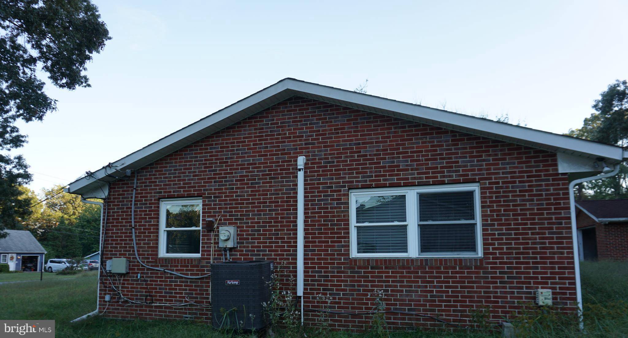 Pasadena, MD 21122,7948 OAK RD