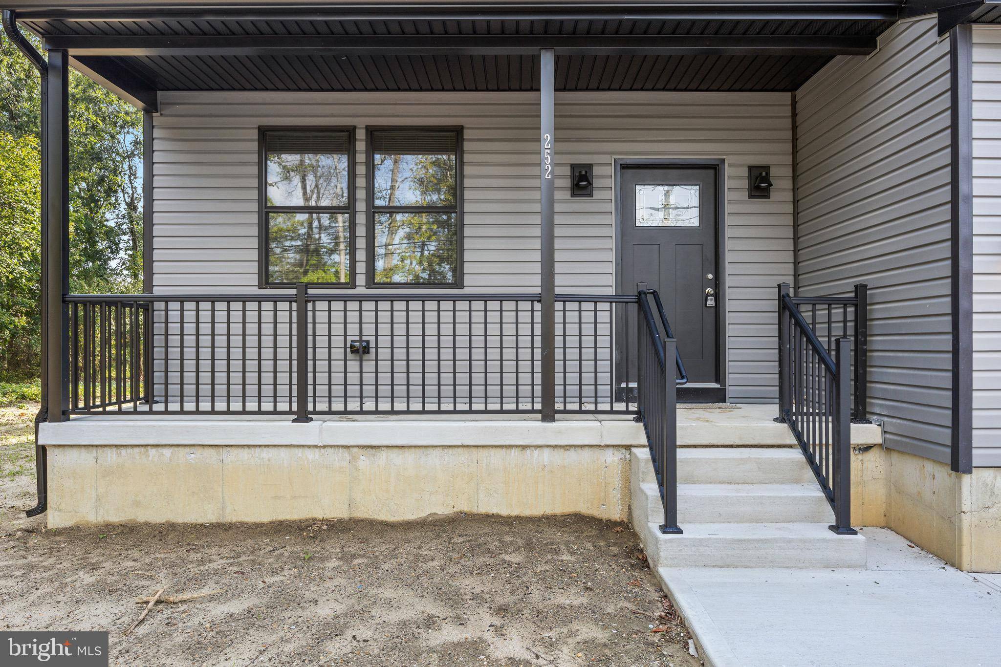 Atco, NJ 08004,252 HAYES MILL RD