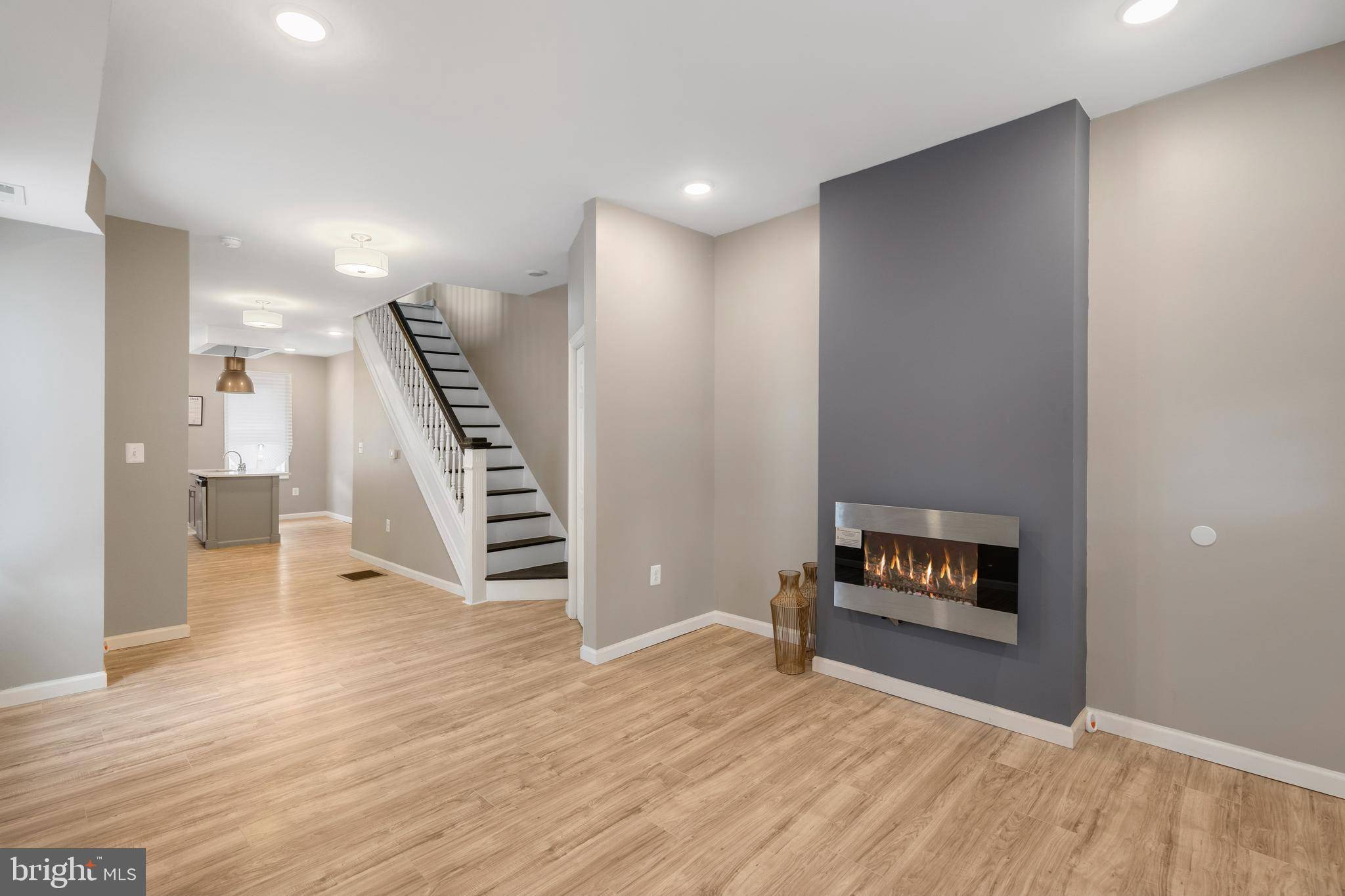 Baltimore, MD 21216,945 N ASHBURTON ST