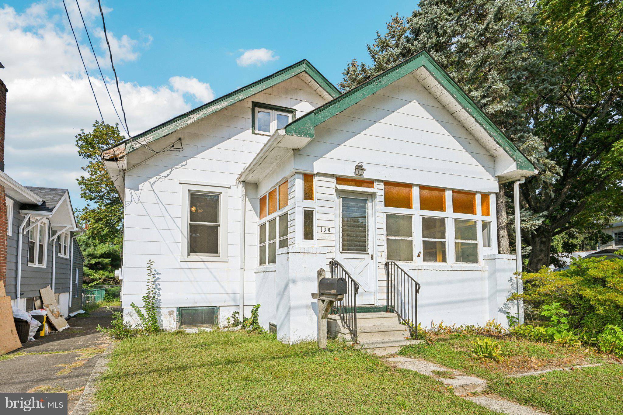 Hamilton, NJ 08690,135 HERBERT AVE