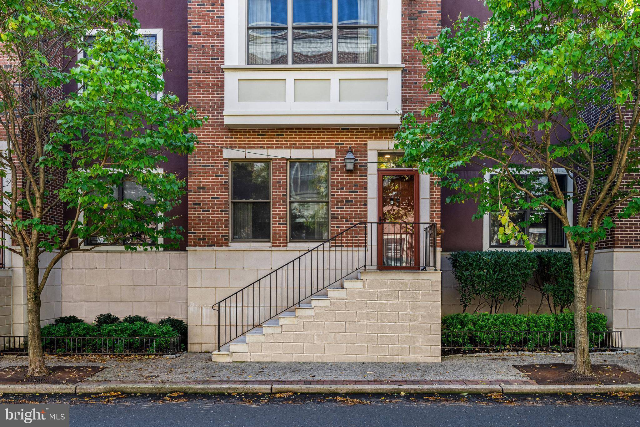 Collingswood, NJ 08108,606 N ATLANTIC AVE