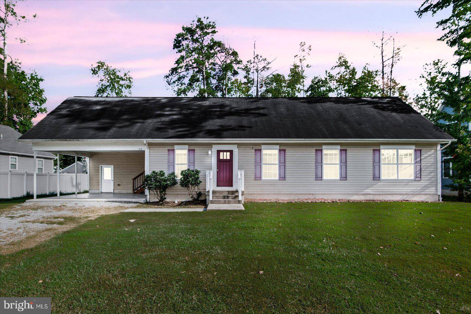 Colonial Beach, VA 22443,310 3RD ST