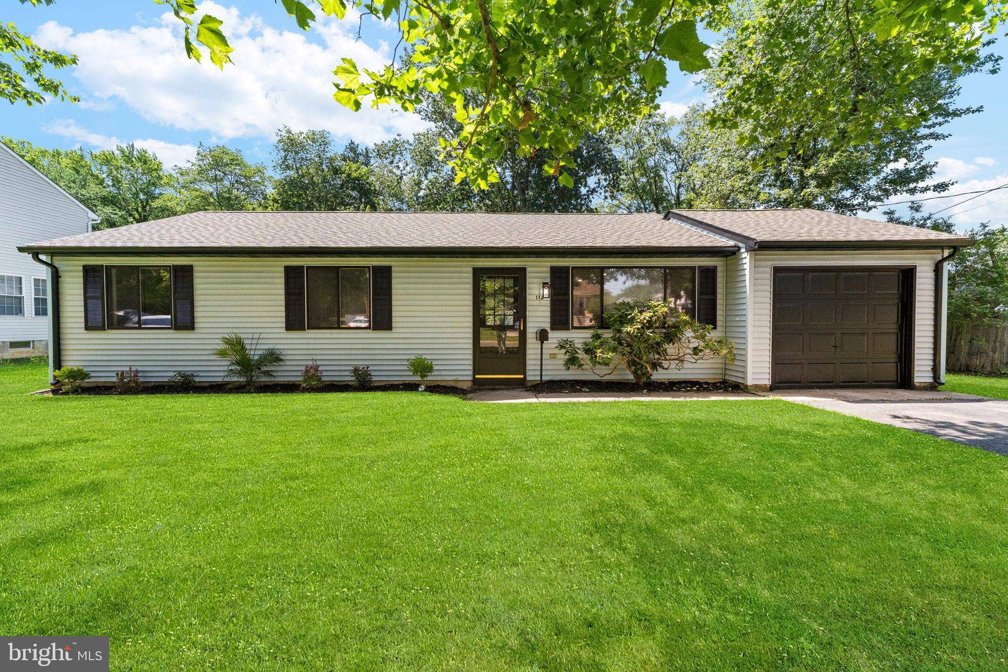 Moorestown, NJ 08057,112 BEACON ST