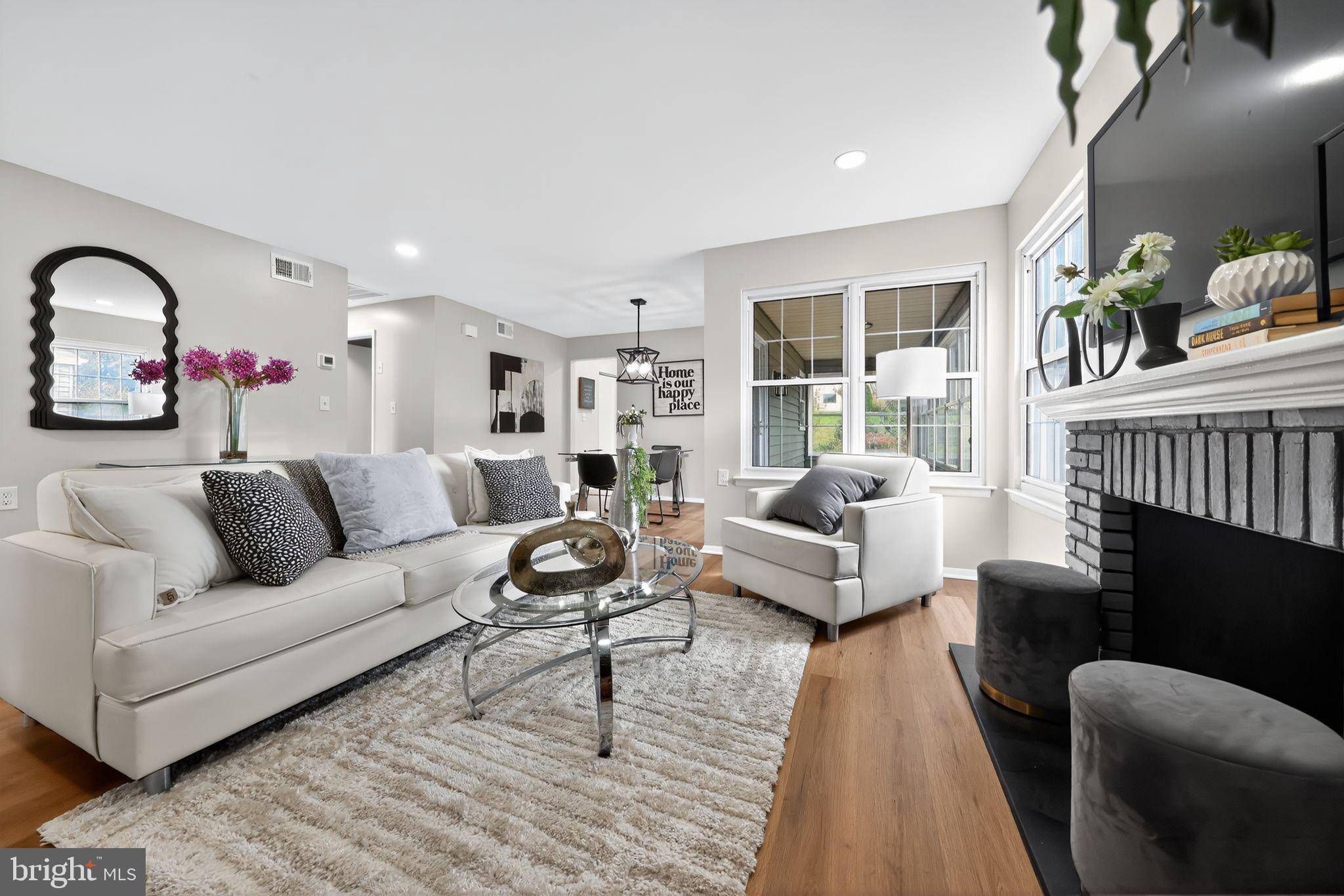 Southampton, NJ 08088,22 BANBURY LN