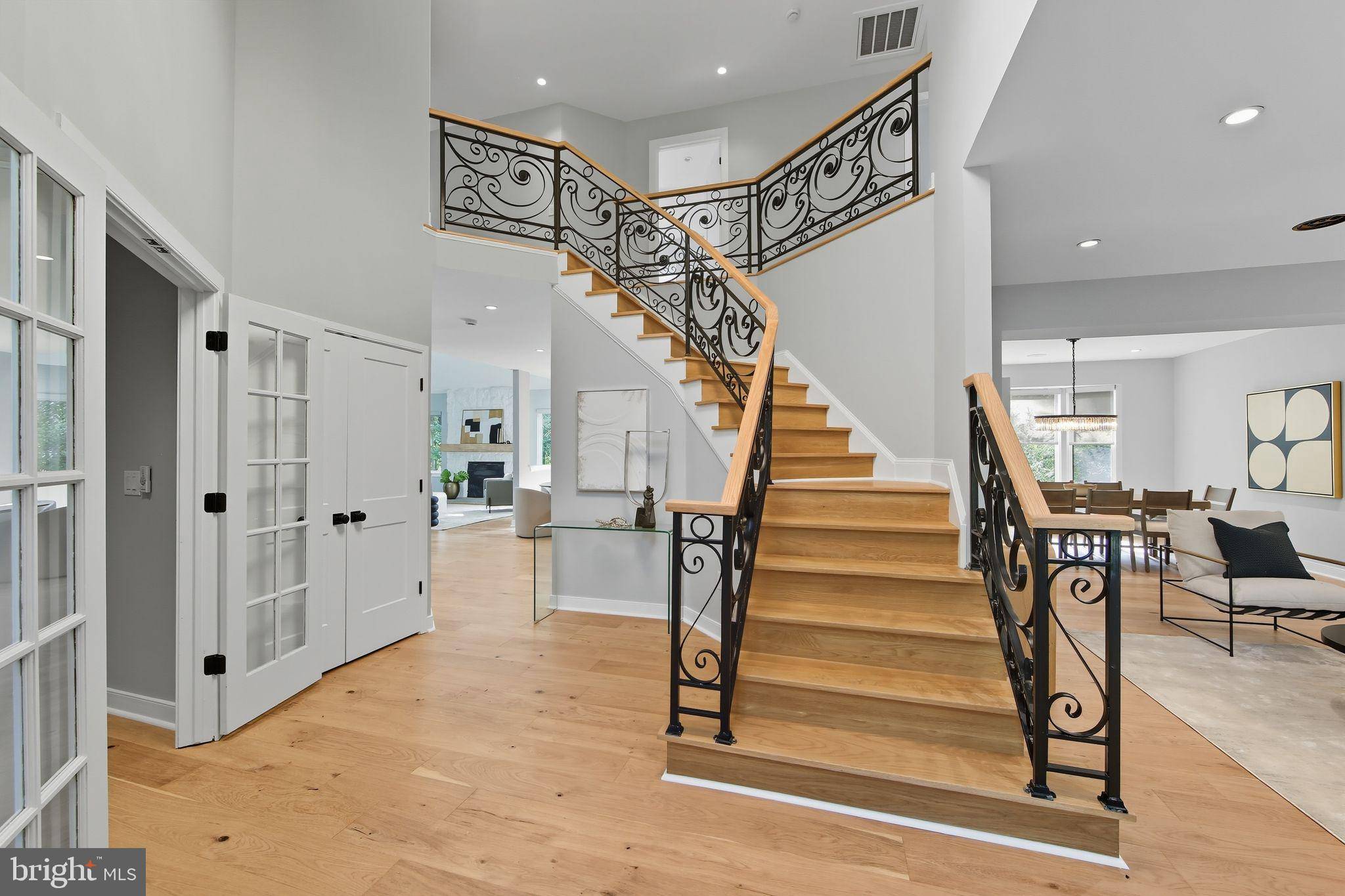 Voorhees, NJ 08043,10 FAIRWAY DR