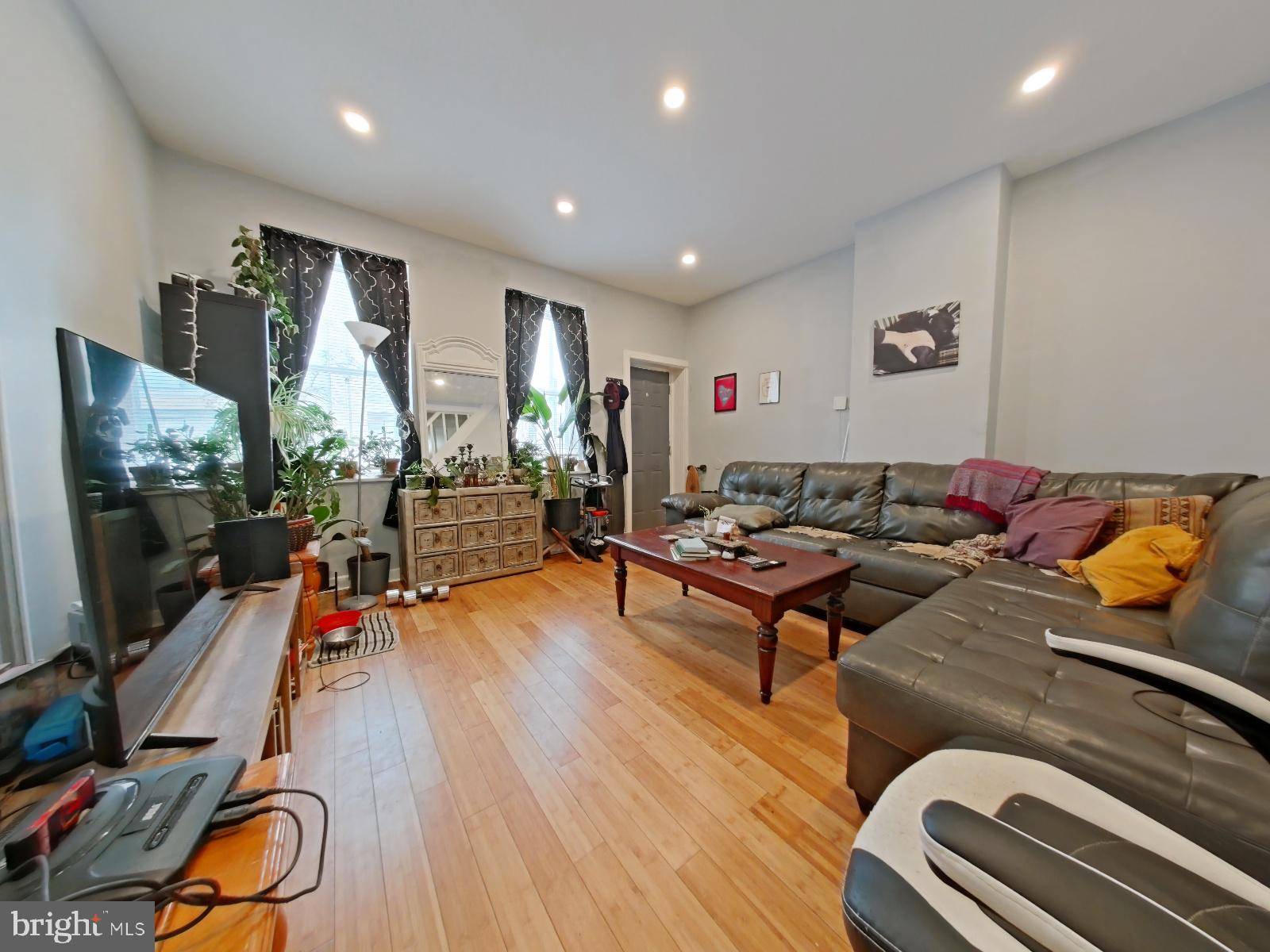 Philadelphia, PA 19125,2018 E HUNTINGDON ST