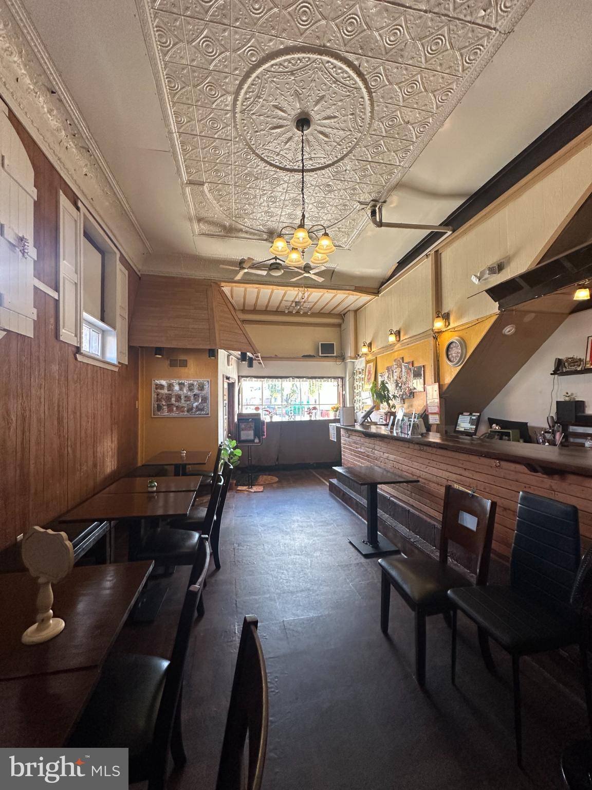 York, PA 17401,29 E KING ST