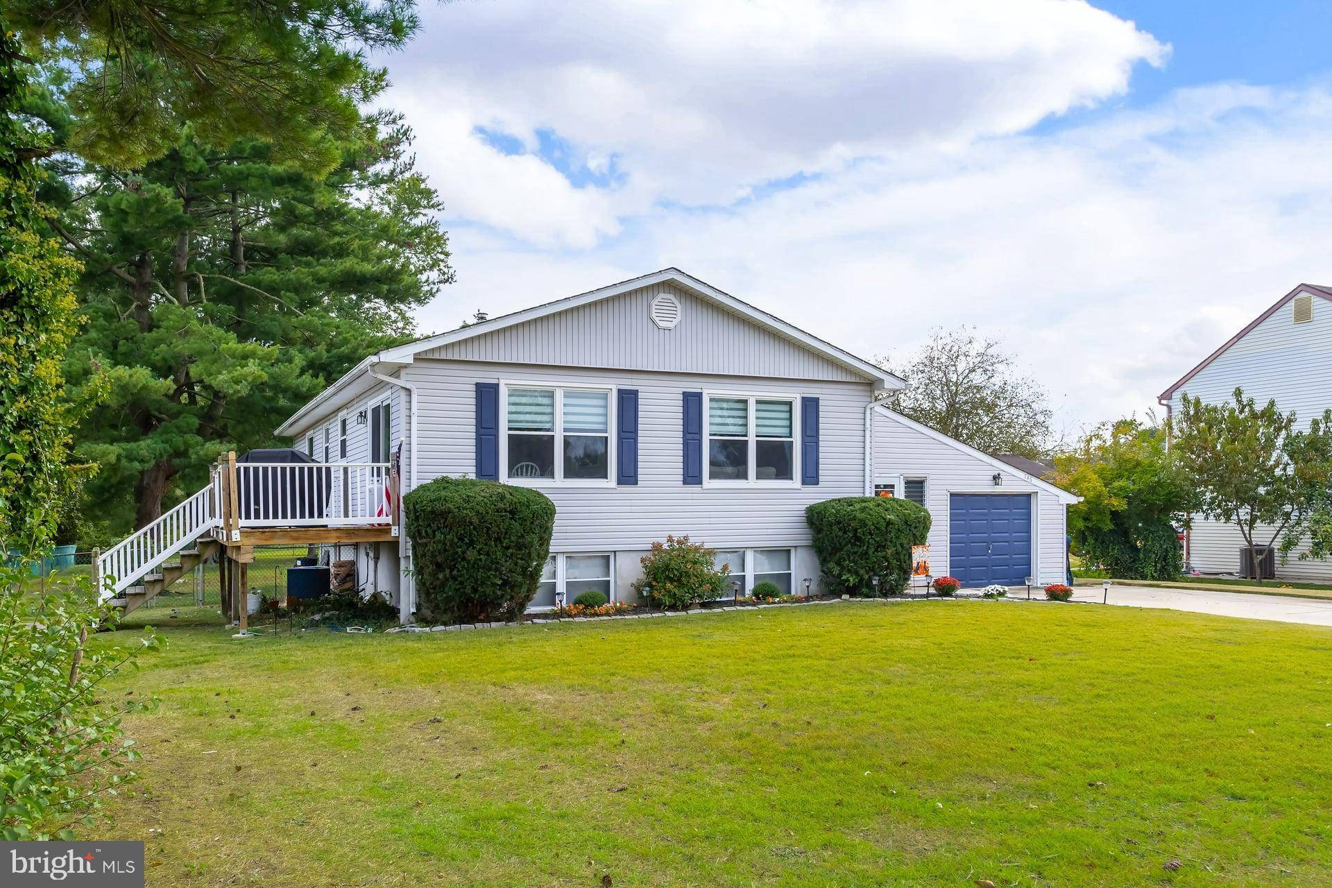 Gibbstown, NJ 08027,746 ALLEN AVE