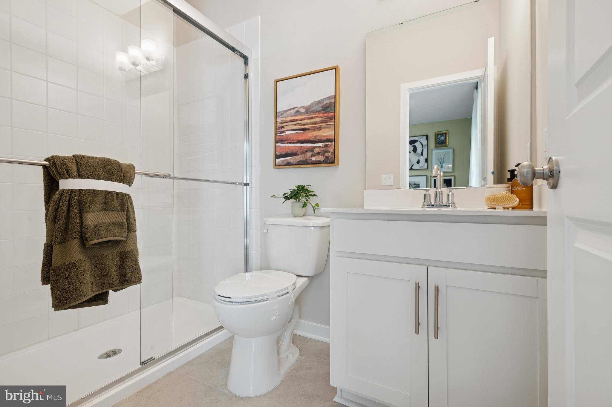 Berlin, NJ 08009,57 BASSWOOD ST #404