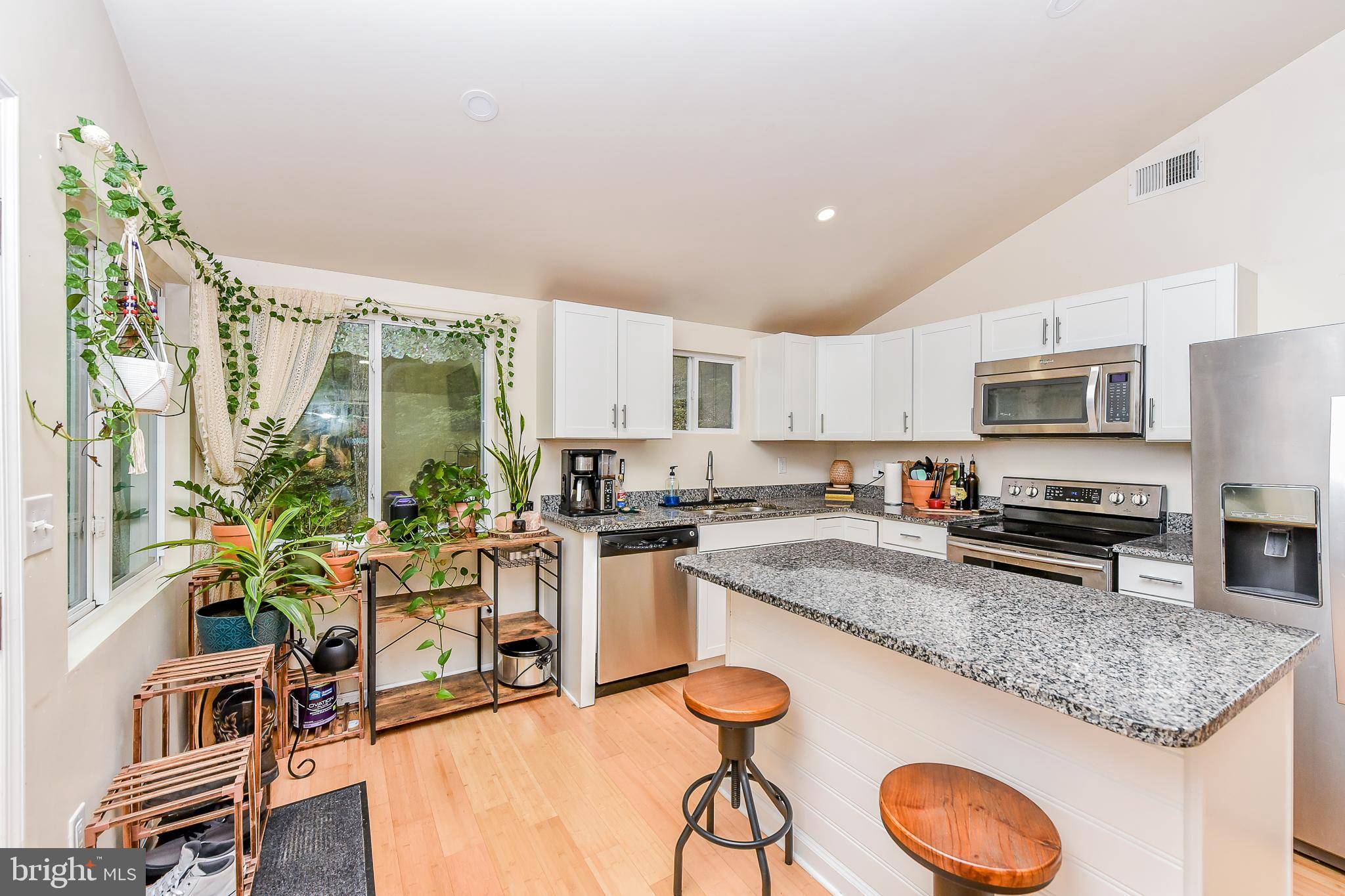 Hedgesville, WV 25427,161 DEWDROP LANE