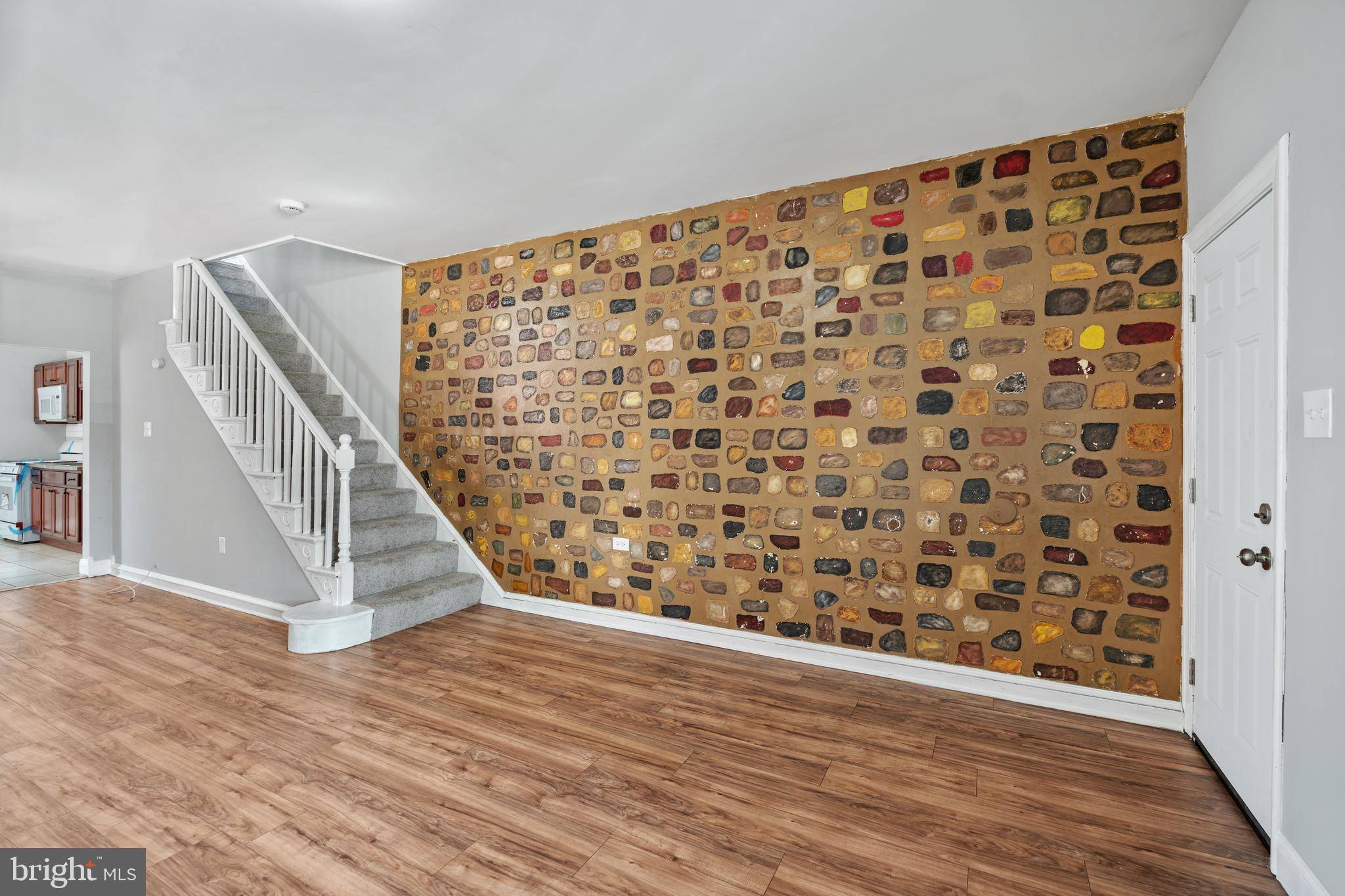 Philadelphia, PA 19134,832 E WESTMORELAND ST