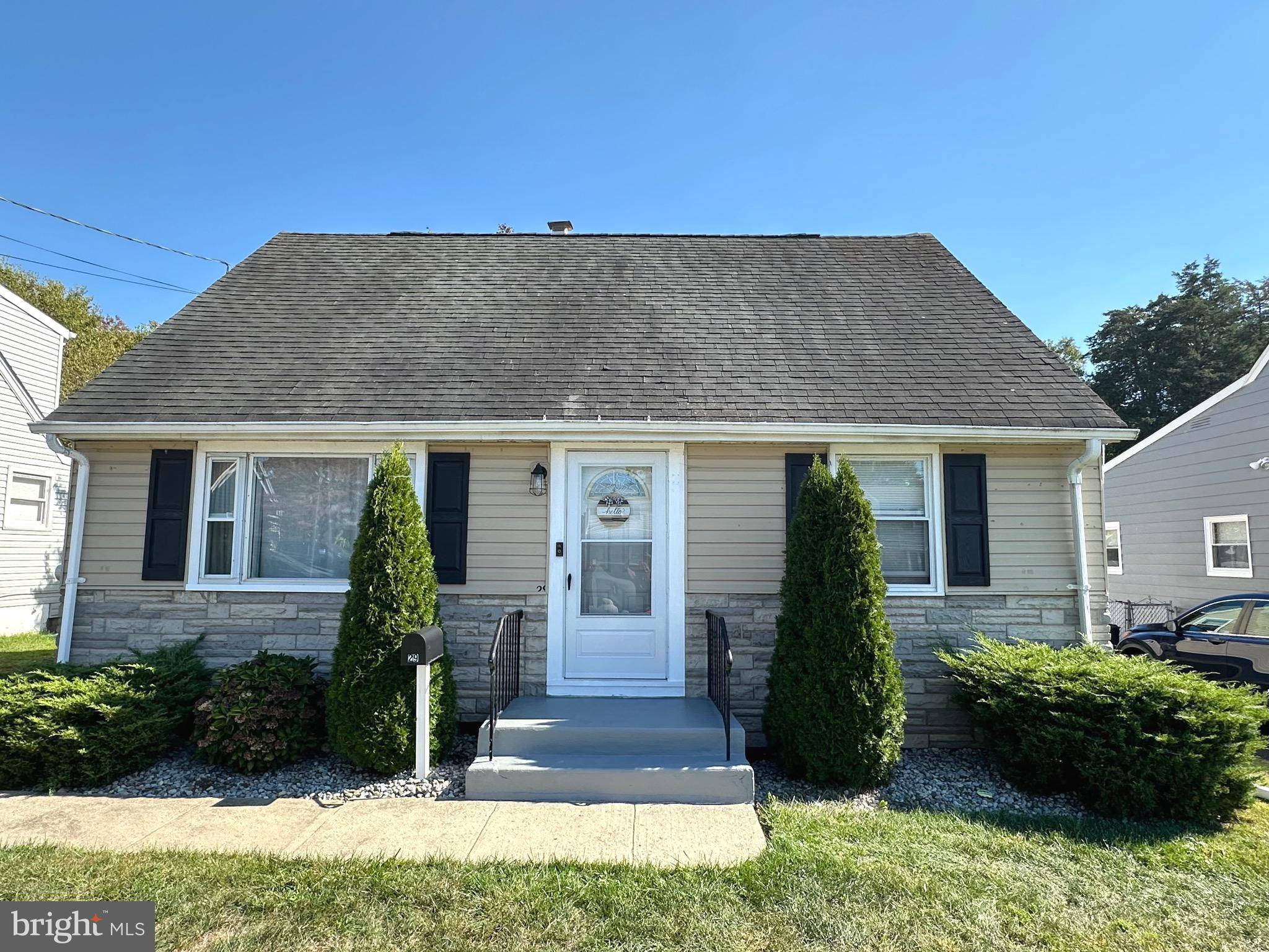 Hamilton, NJ 08620,29 PETTYRIDGE RD